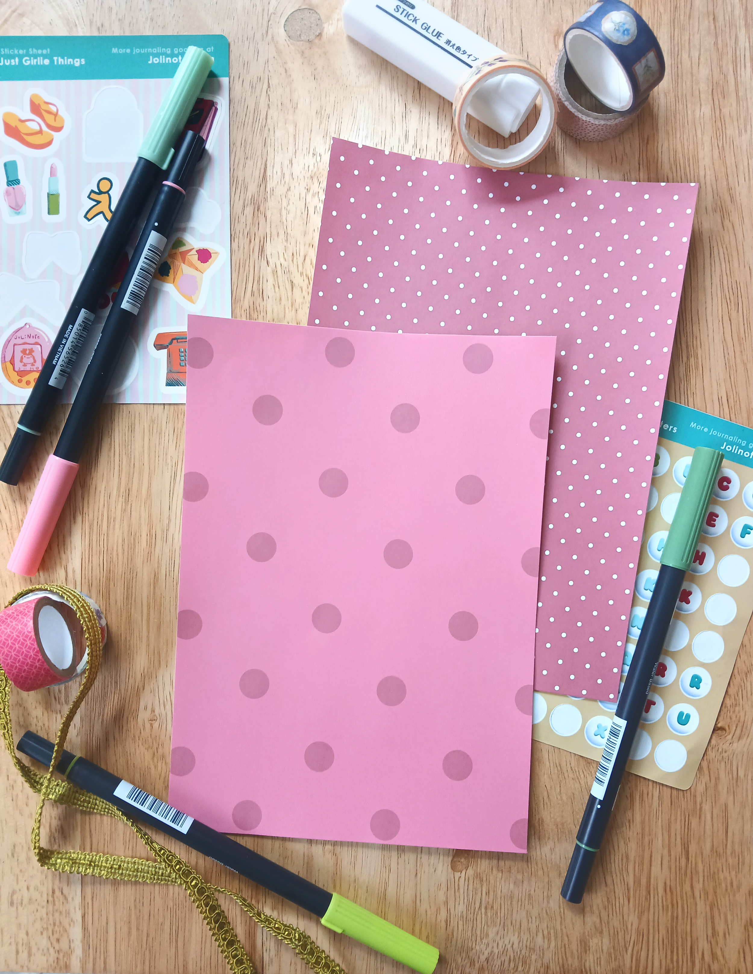 dot paper pack red.png