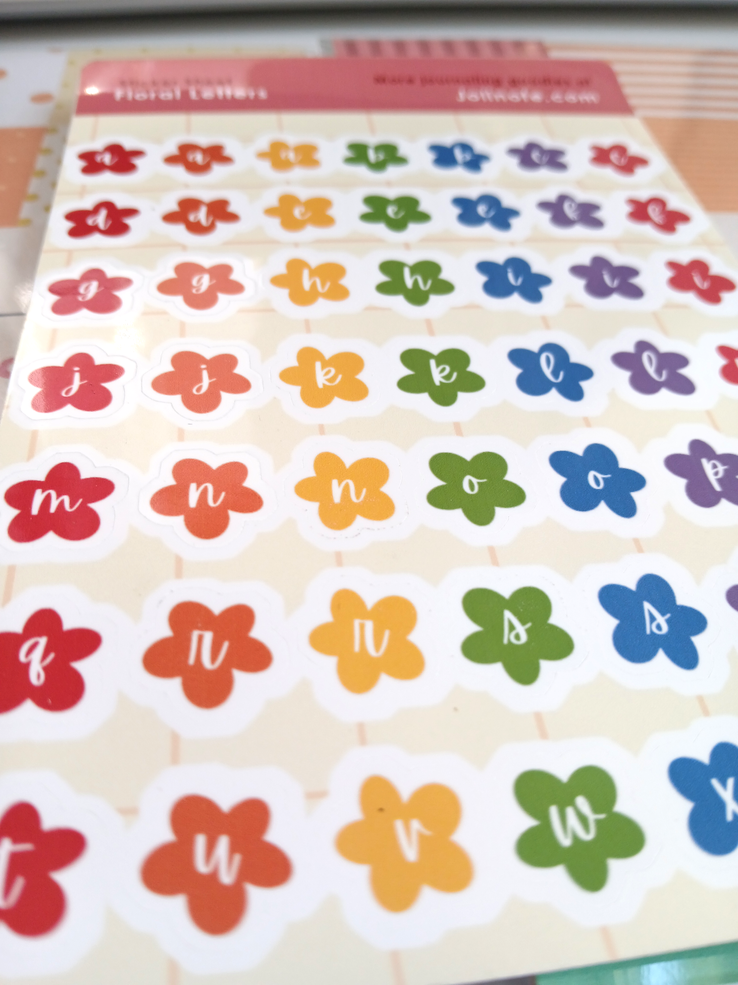 flower stickers close up 3.png