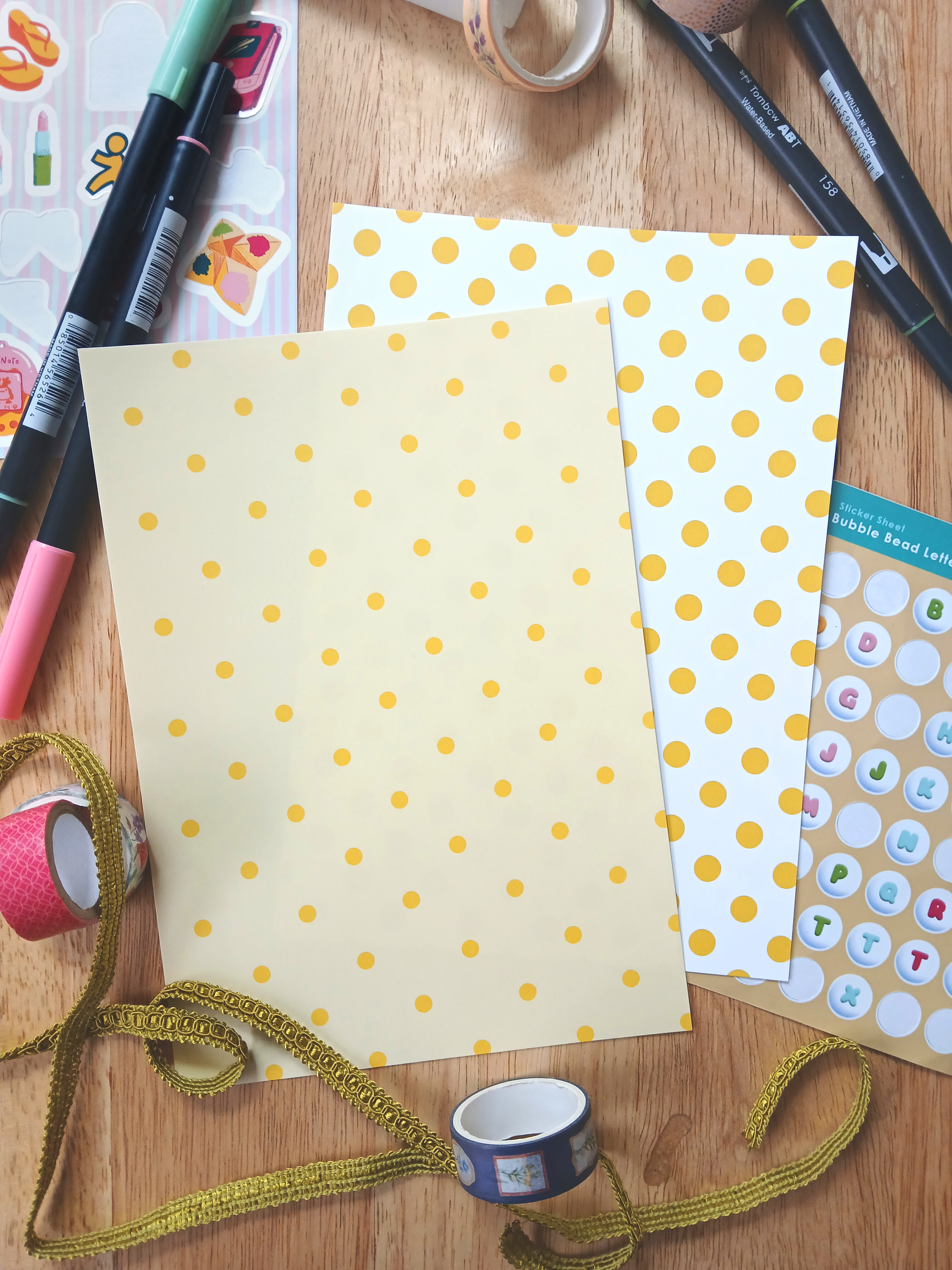 dot paper pack yellow.png