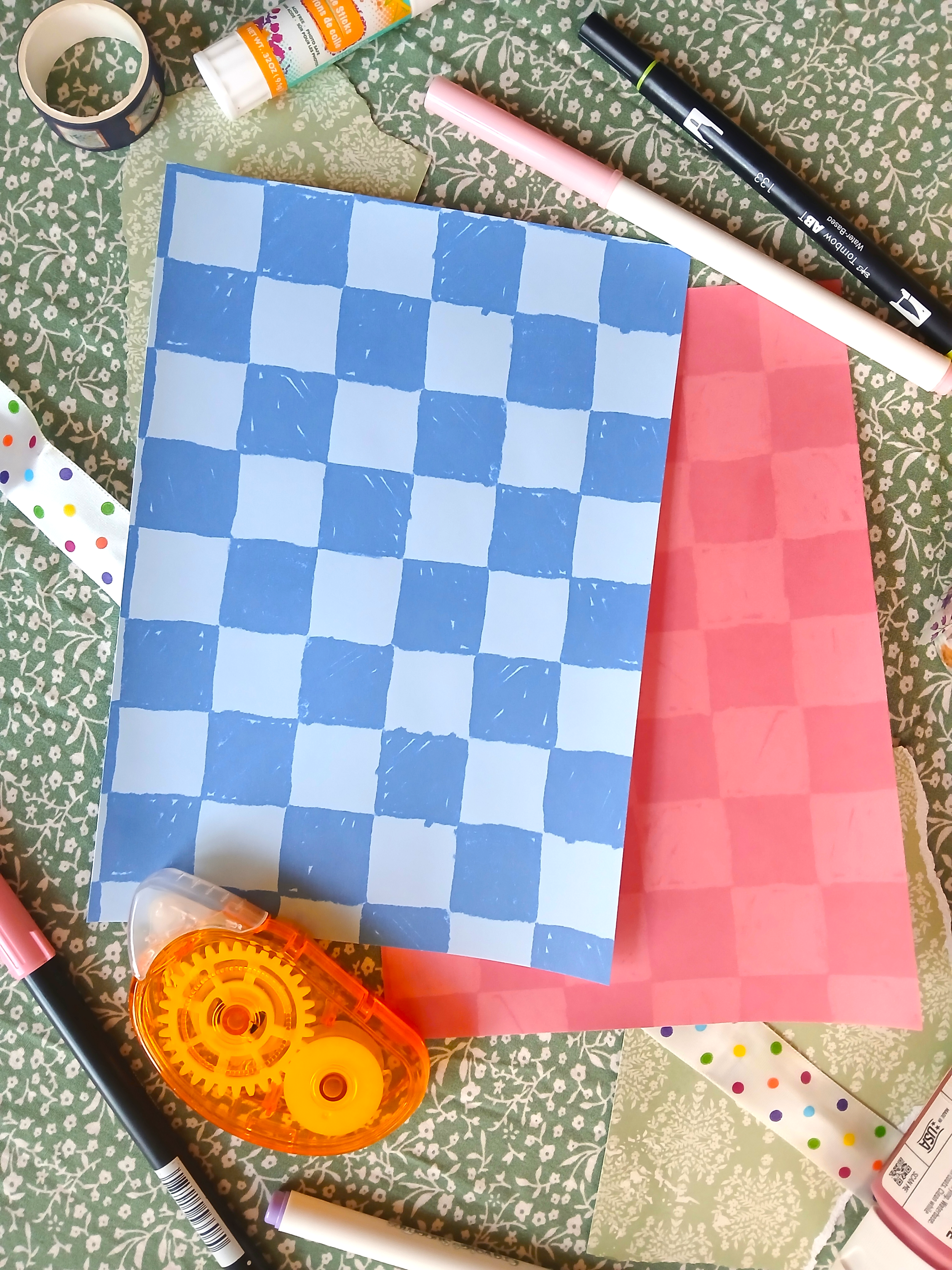 papers_2 sheets_checker.png