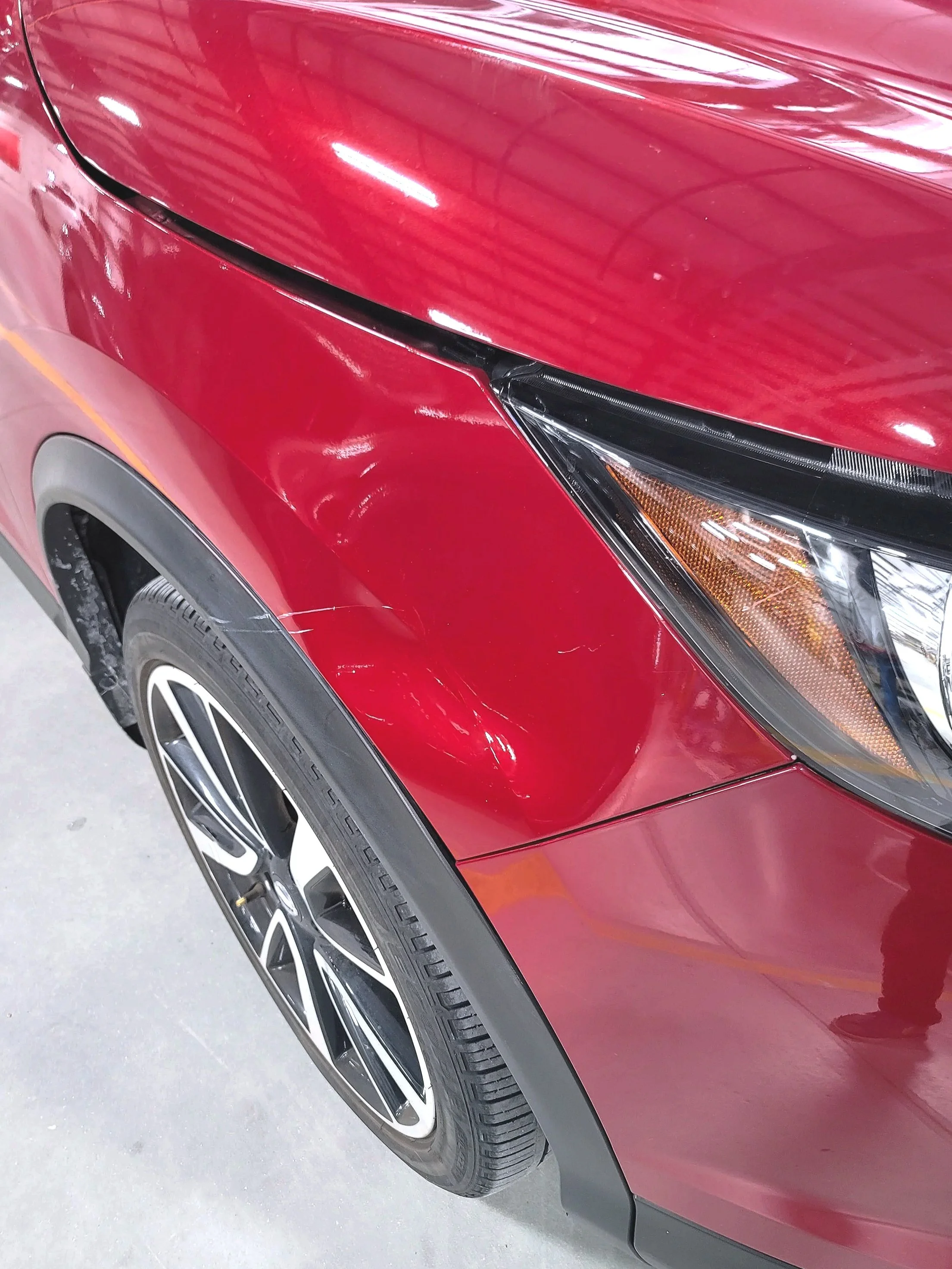 Bodyline Smash Adanced Bodyline Dent on SUV; Paintless Dent Removal starting $300 at Tigerroad Auto Protection LLC