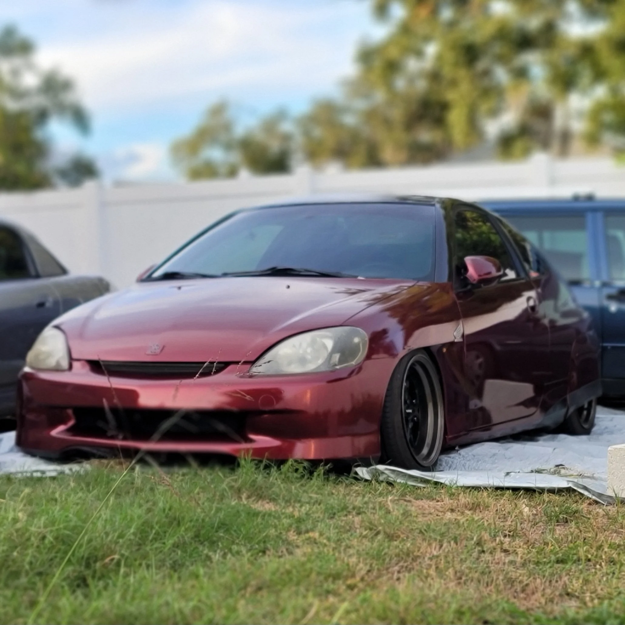 Stanced Stock engine modified Honda Insight by Tigerroad Performance