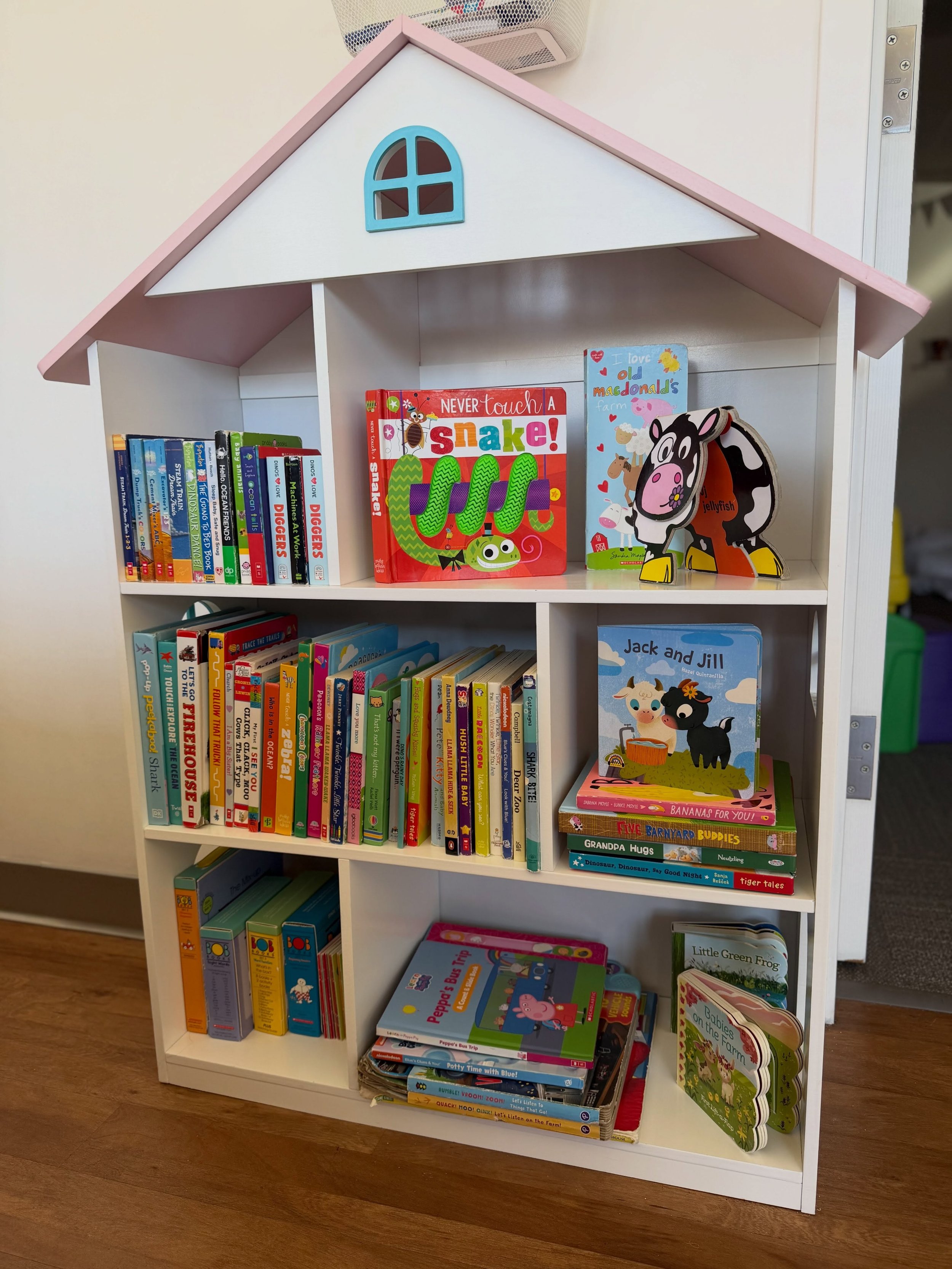 Building a community of readers, right here in our play space! 📚✨

Our new Little Free Library is officially live! We know how quickly kids run through bedtime stories, so we created a space where local families can continuously refresh their home s