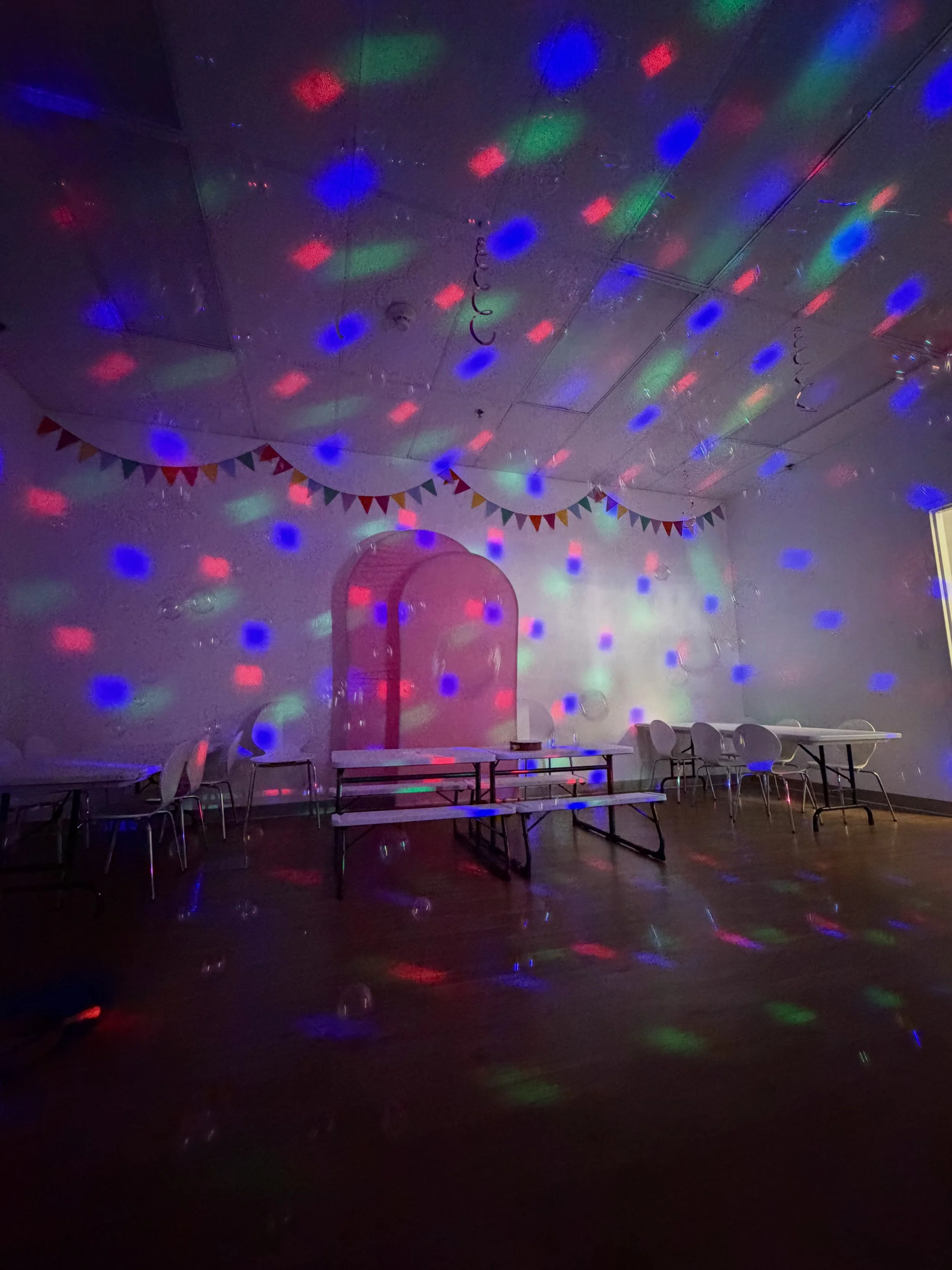 Don't let chilly weather dampen your birthday plans!

Host a cozy, stress-free celebration with us! Our indoor play space is designed specifically for children under 6, giving little ones a safe, warm space to run, climb, and celebrate.

Choose betwe