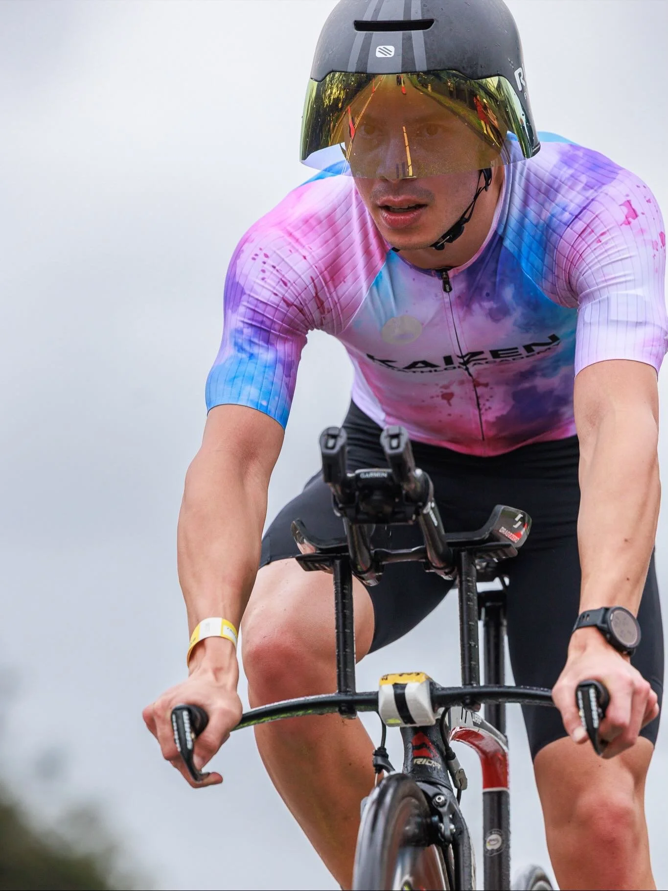 Flying Filshie in the Kaizen Clouds

📷 @megsyjs