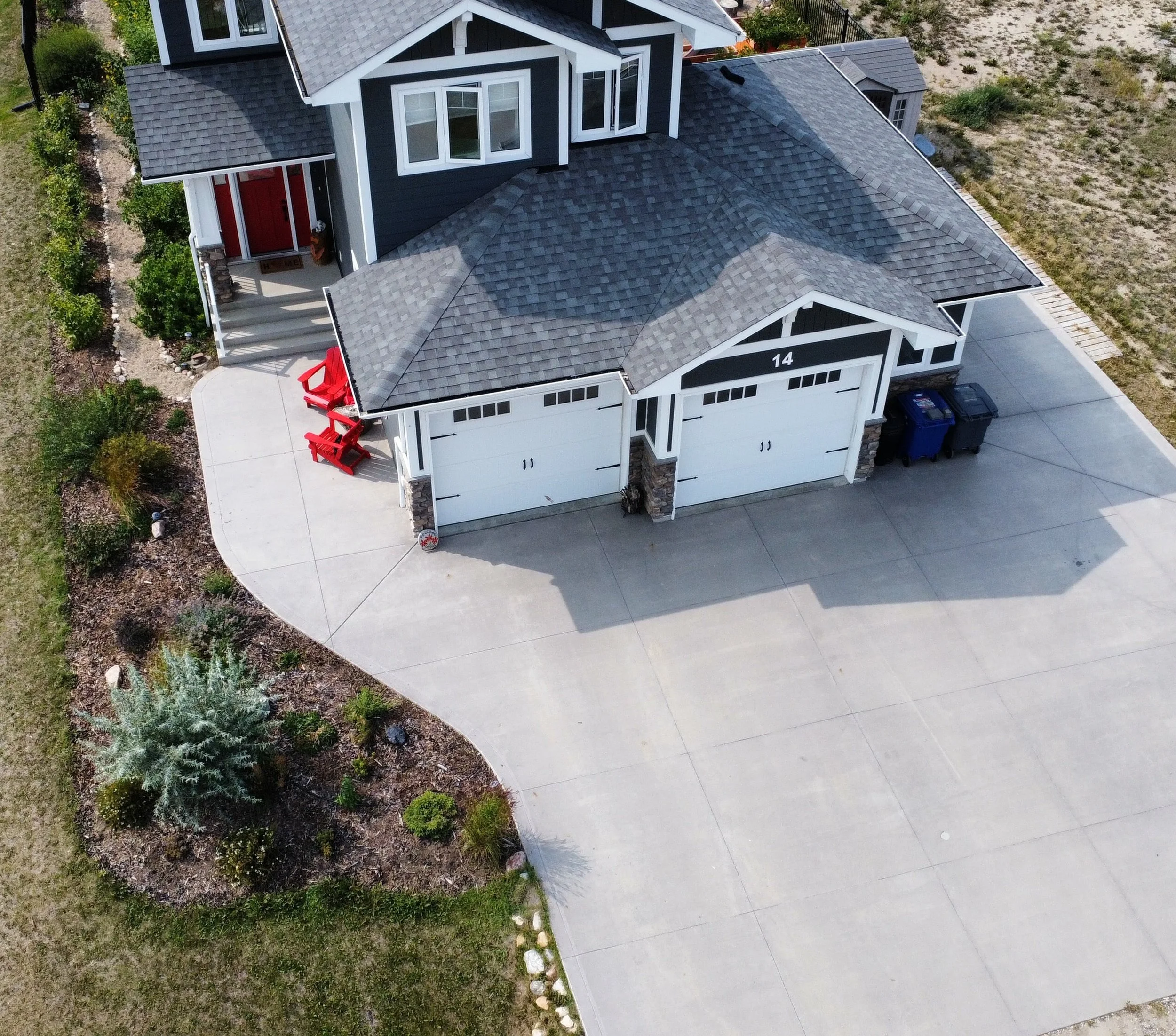 657148fc48d133571020bb7f_dji-fly-20230820-143802-572-1692997222843-photo-optimized-min (1).jpg