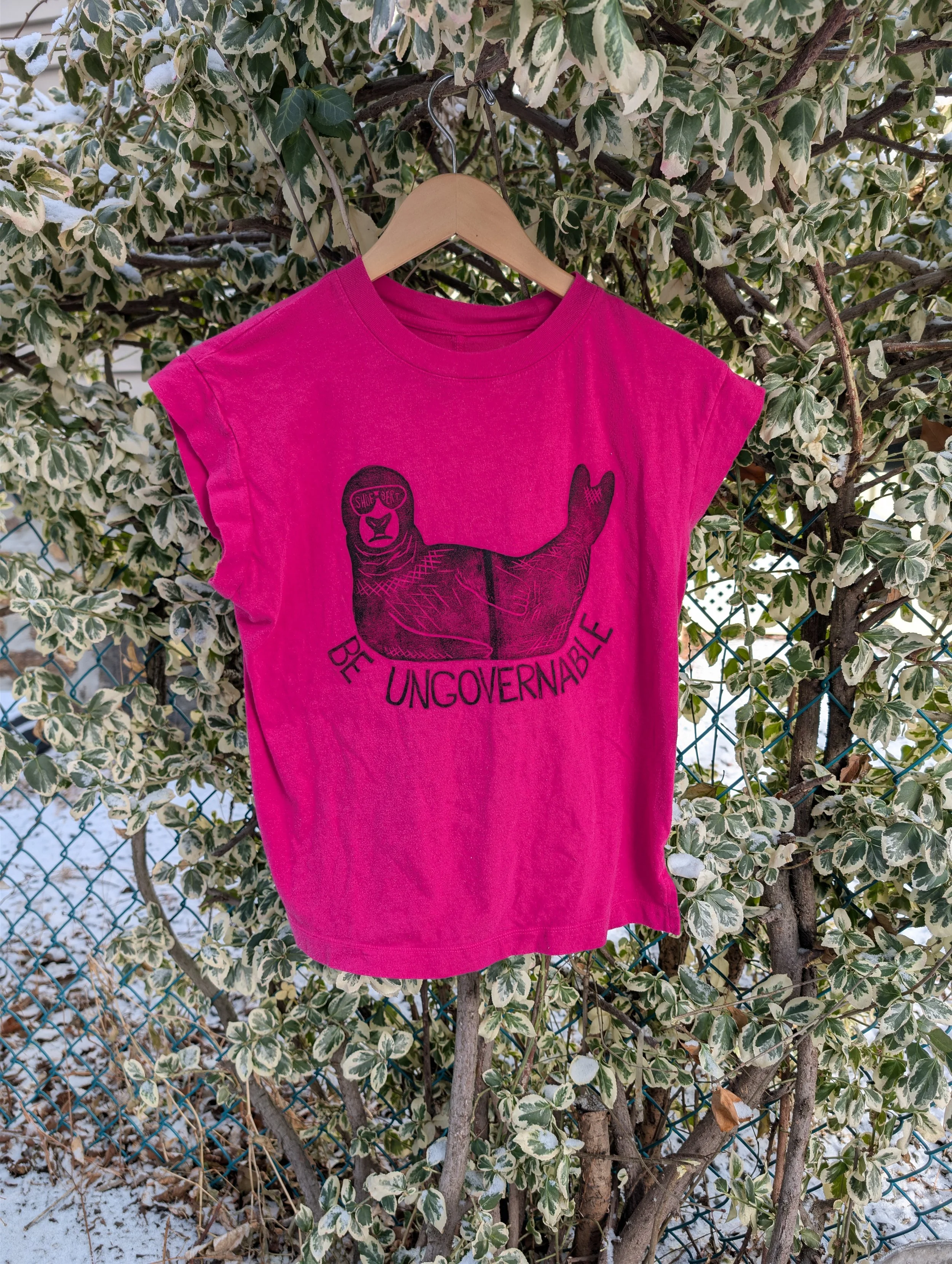 Shoebert - S Women's Fit