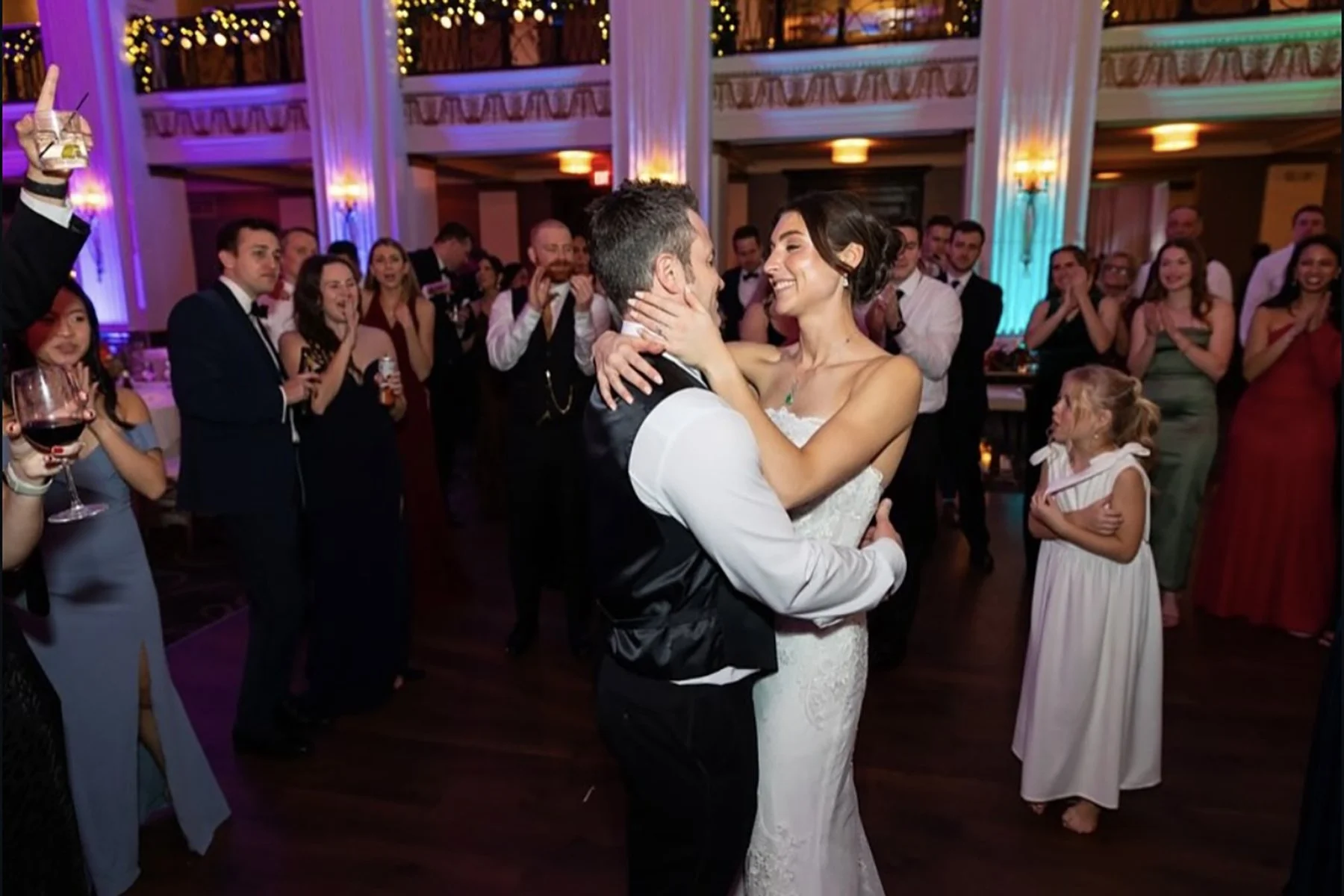 Bride-Groom-Dancing-AMP-DJ-Band-Hybrid-NYC-Weddings.jpg
