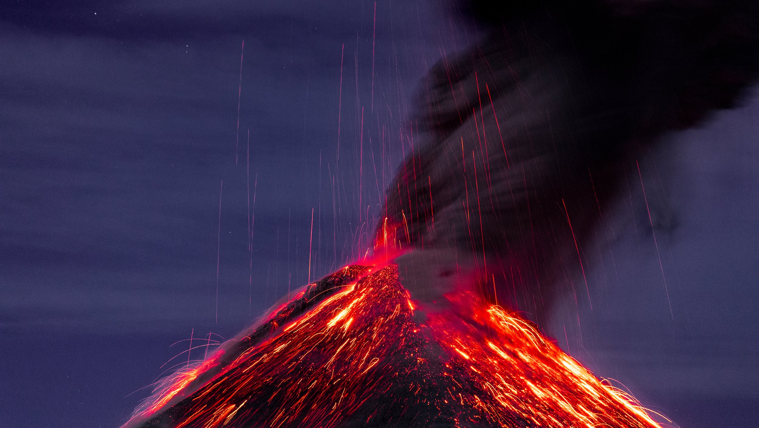 ACATENANGO/VOLCÁN DE FUEGO 
