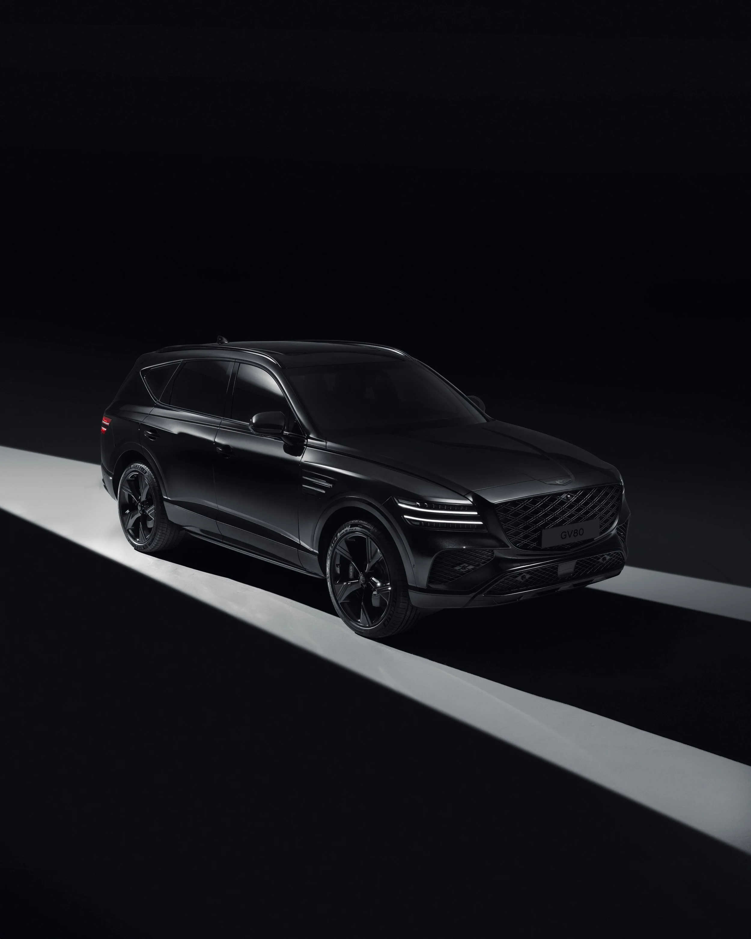 E_GV80_1f.jpg