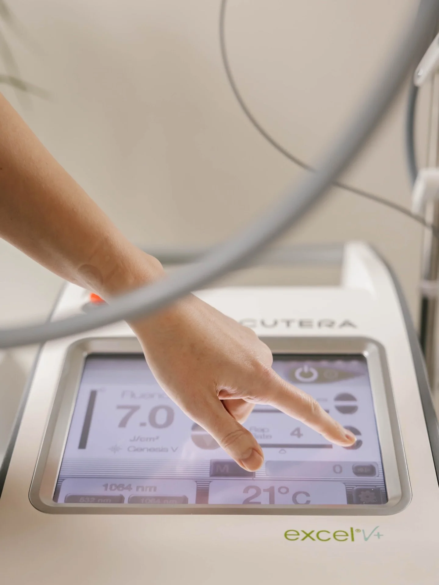 ✨Foundational. Essential. Non-negotiable.

The Laser Safety Officer + Laser Physics Certification is where clinical confidence begins. This 3 day, in person course goes beyond memorization and into true understanding. You will learn how lasers intera