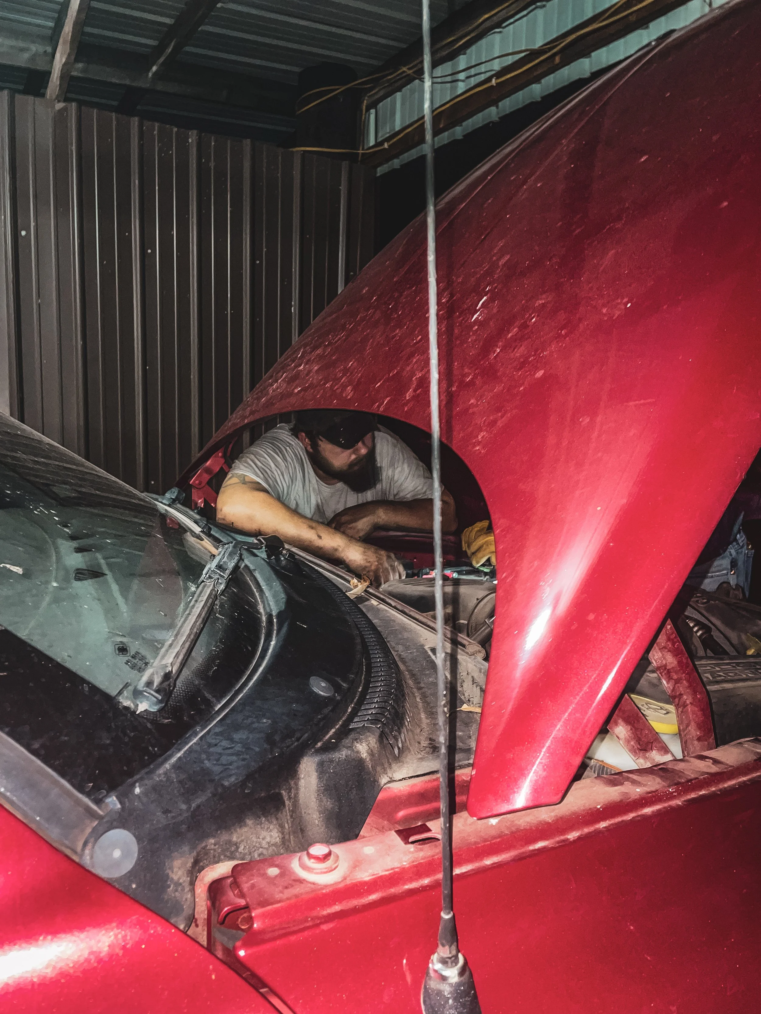 a front-end R&R on a 1999 Dodge Dakota 4x4. 