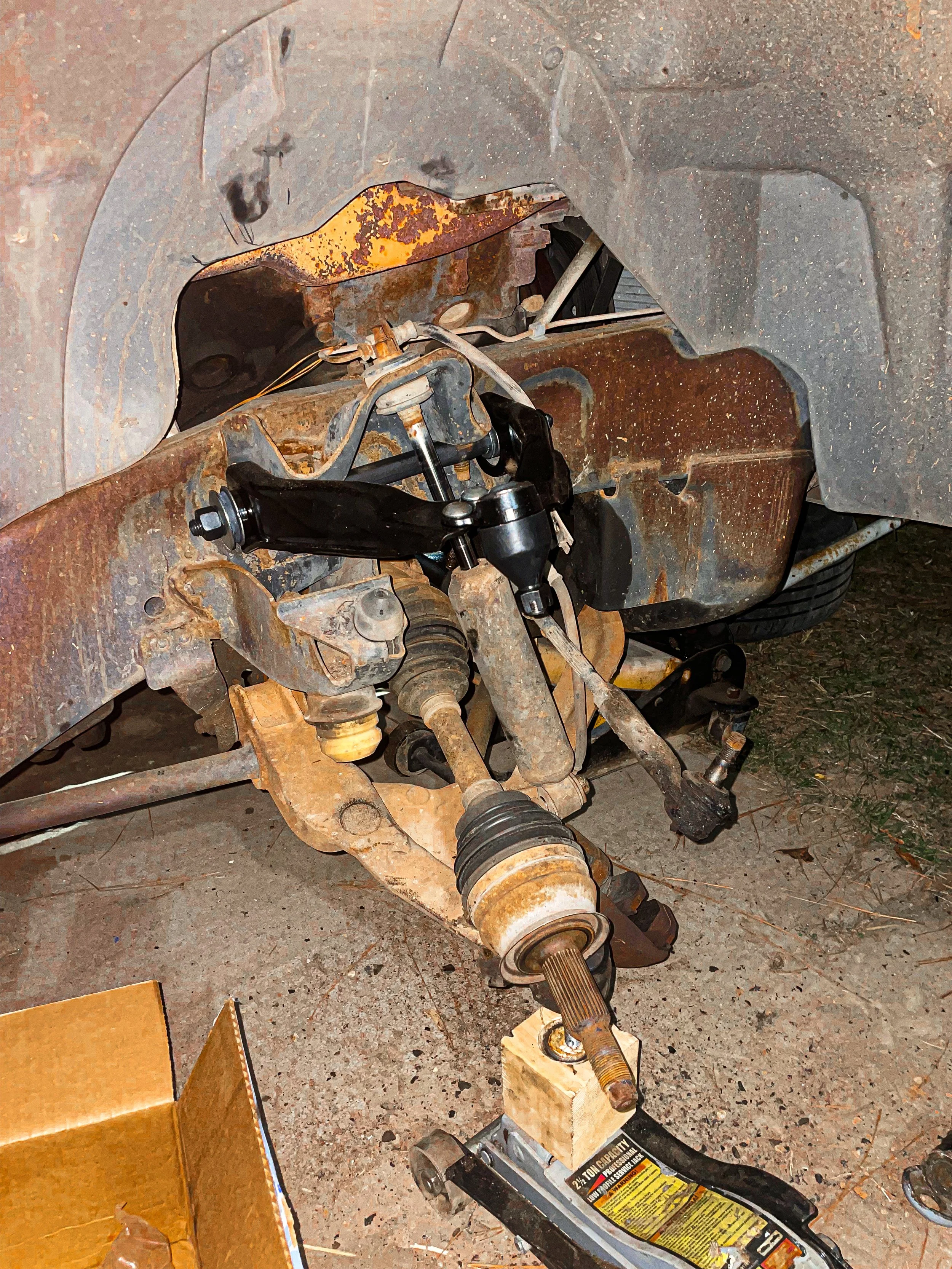 a front-end R&R on a 1999 Dodge Dakota 4x4. 