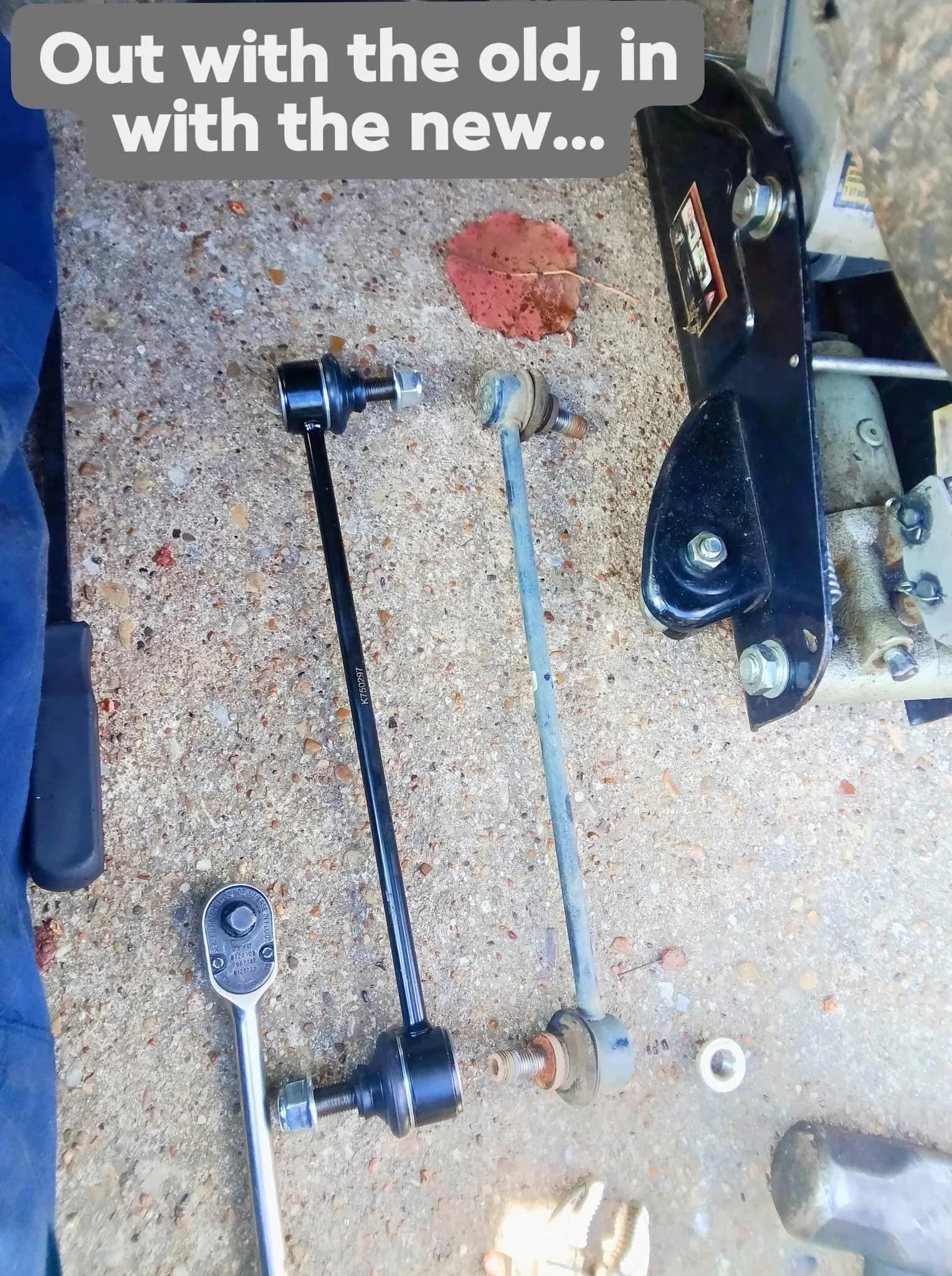  2012 Honda CRV, all 4 Sway Bar End Links replaced