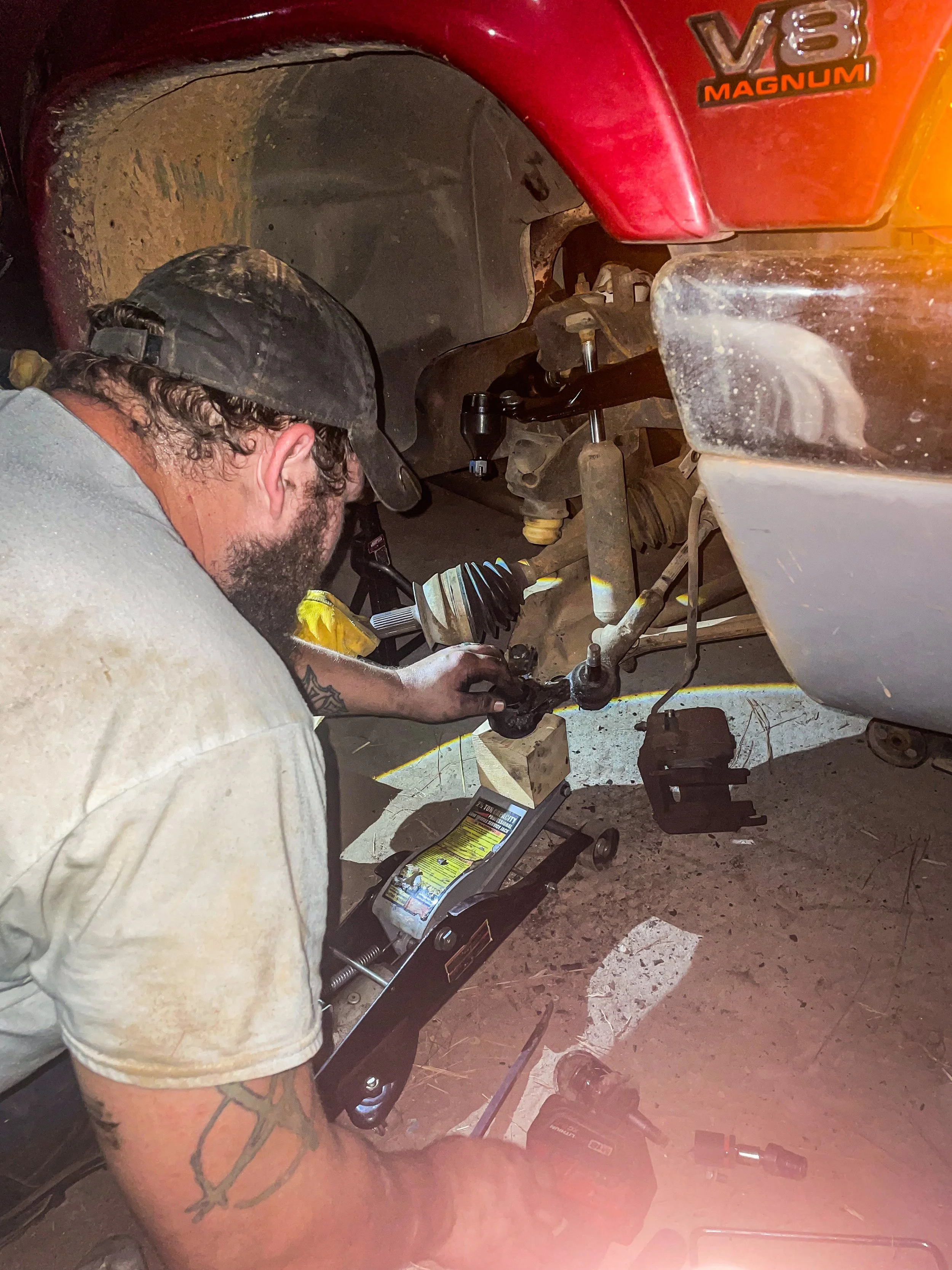 a front-end R&R on a 1999 Dodge Dakota 4x4. 