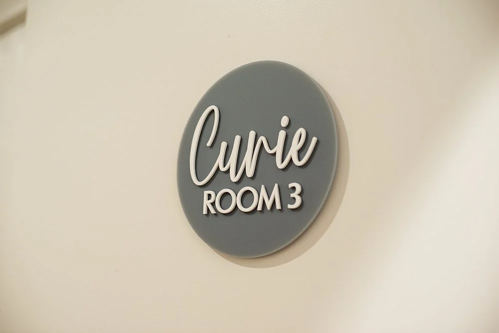 6 Doherty Ave Curie Room 3 Sign.jpg