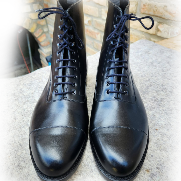 DerSchuster_ (16).png