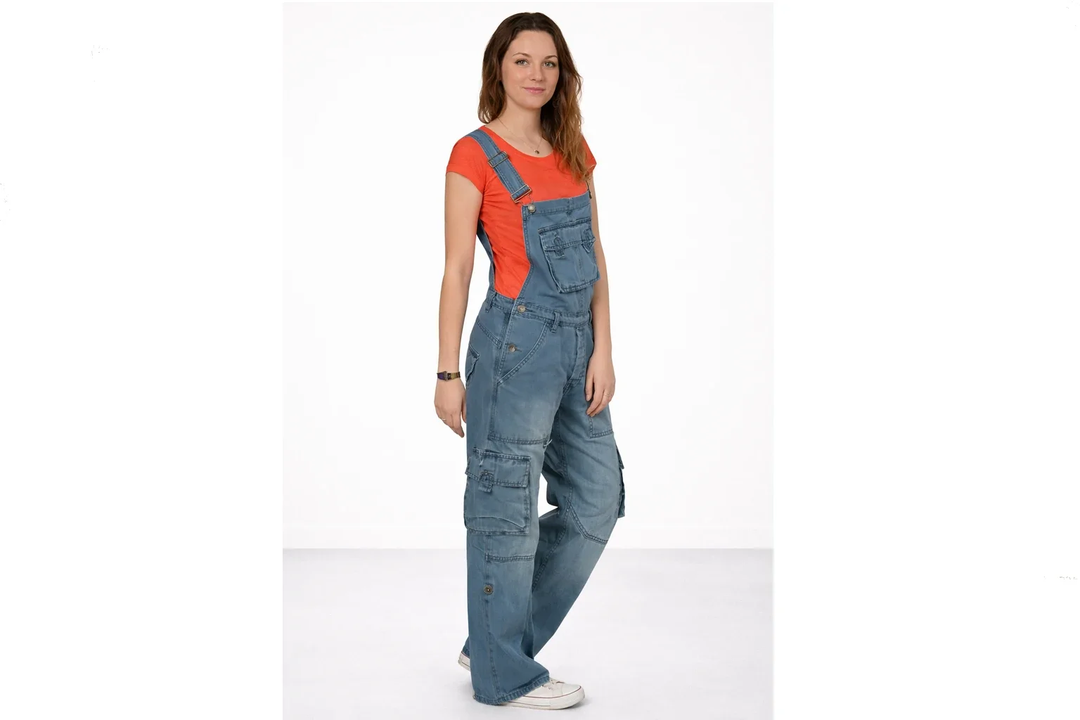 salopette pour femme tendance.webp