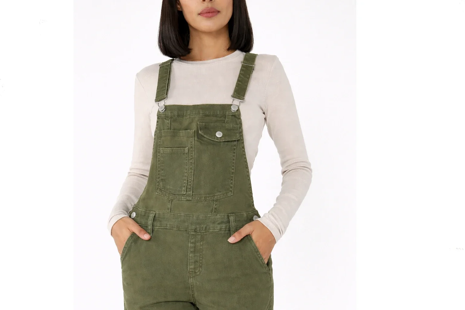 salopette femme coupe droite.webp