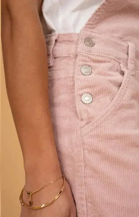 salopette-en-velours-cotele-pour-femme