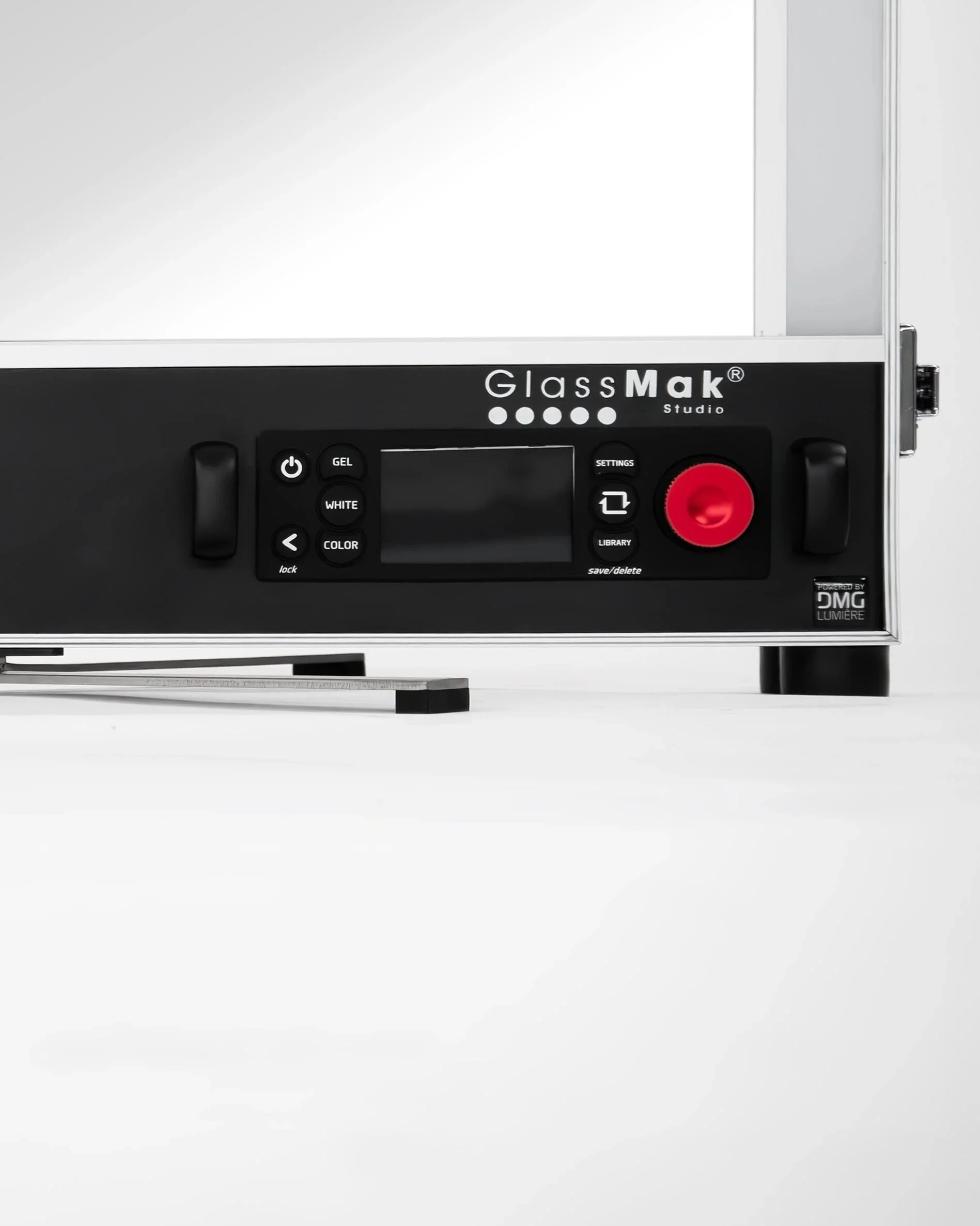 Équipement professionnel utilisé dans le cadre d’un projet de structuration de marque et de stratégie de communication.