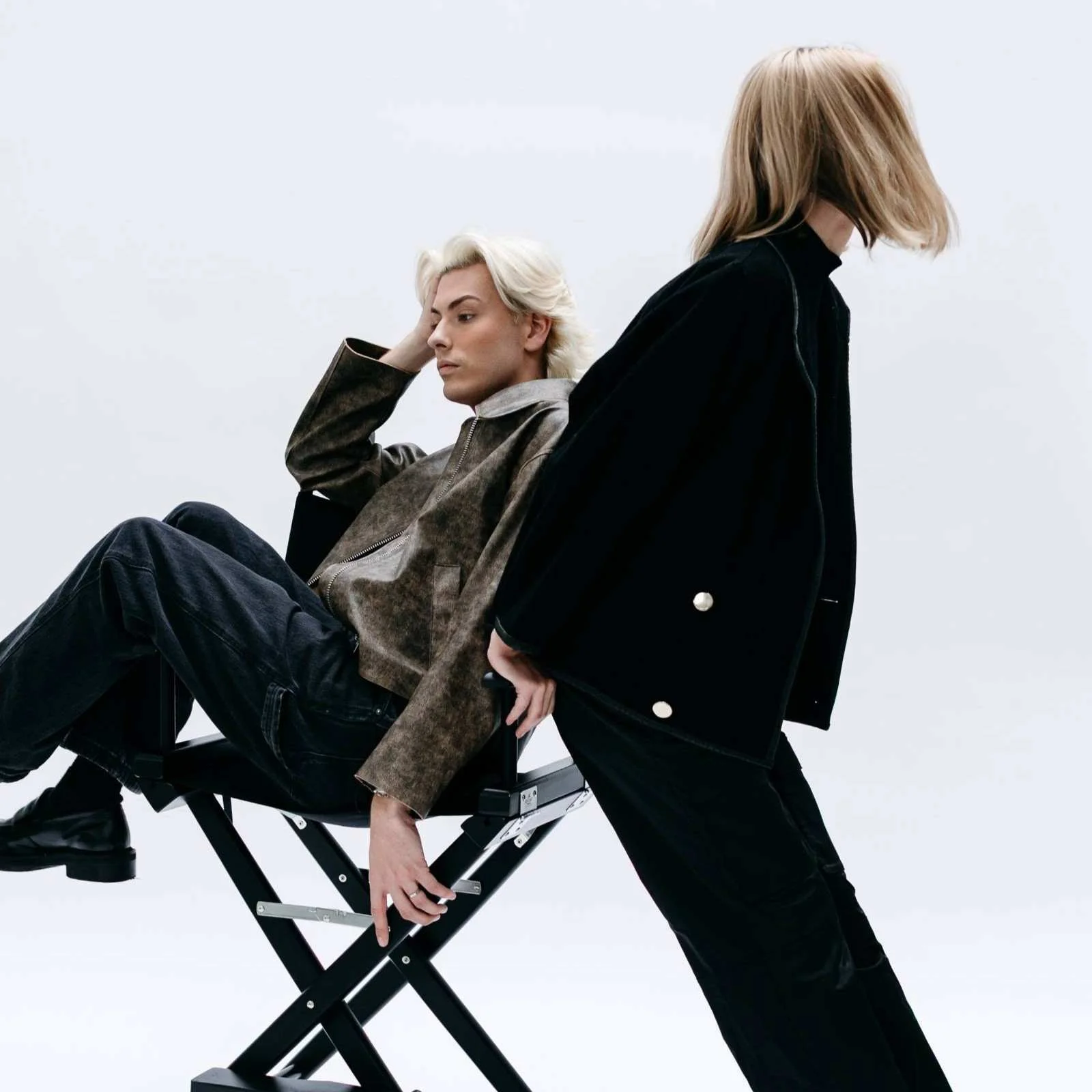 Direction artistique minimaliste illustrant la structuration de l’identité de marque et la clarté du discours développées pour le client Papik.