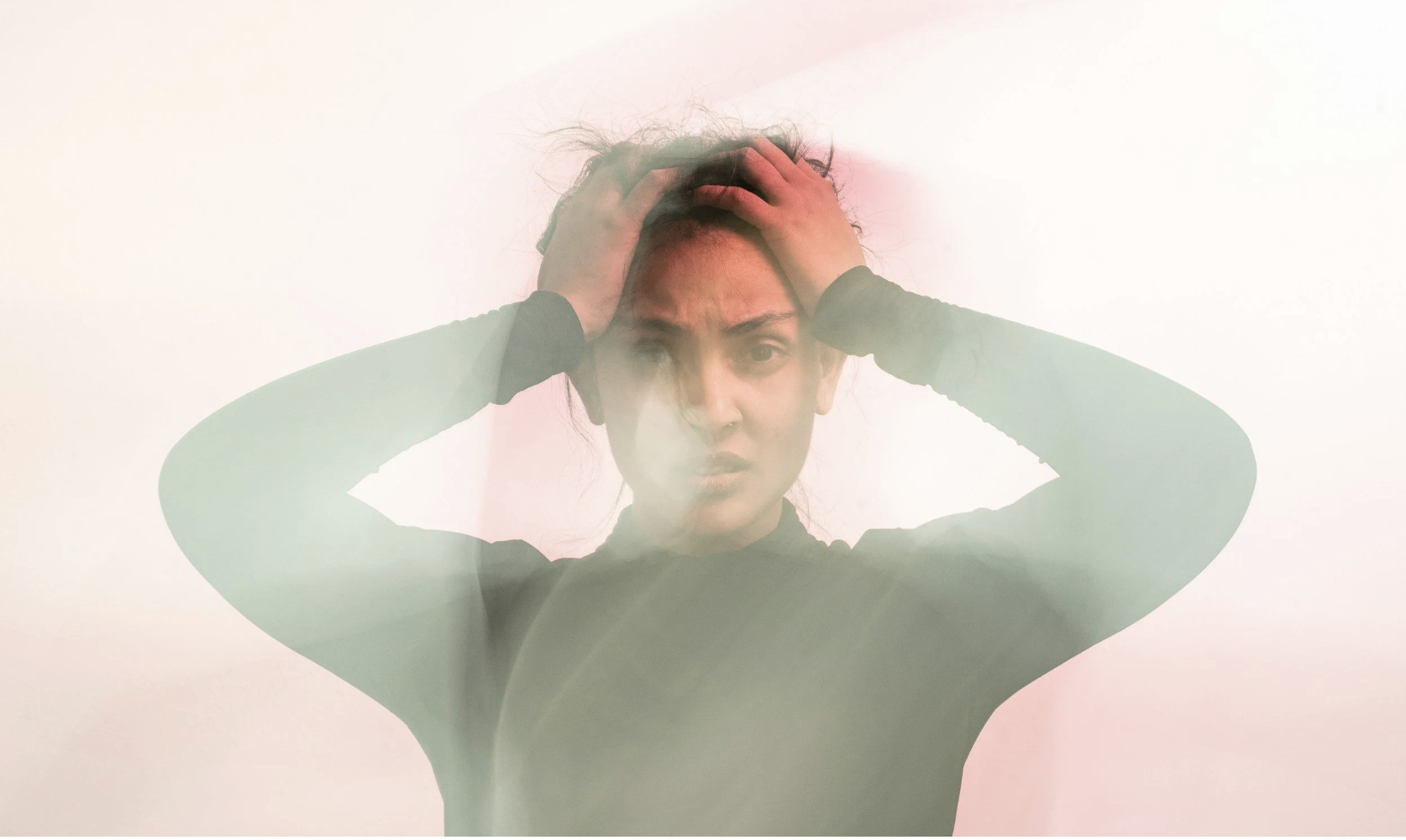 Why Your Dating Anxiety Shows Up Before They Even Text Back 