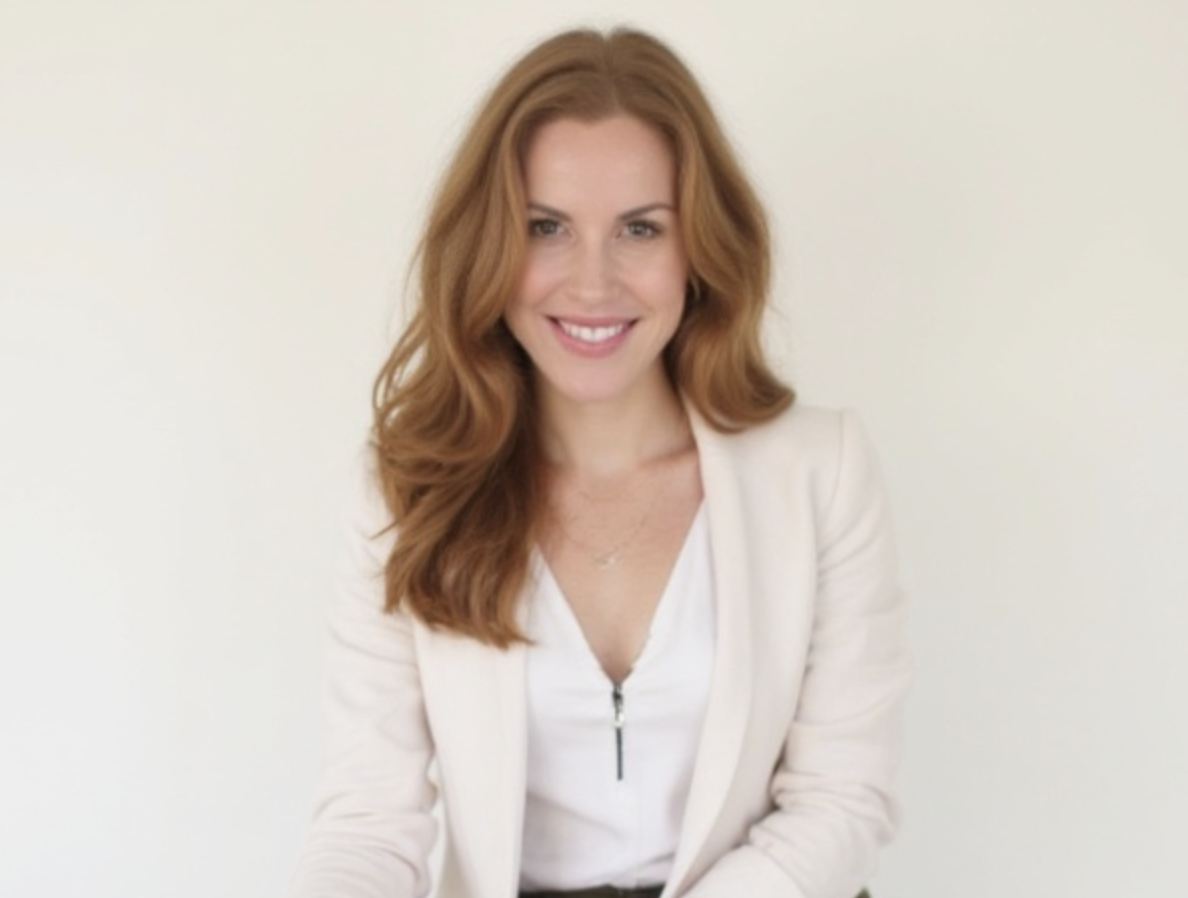 Dr. Lindsay O’Shea, PhD, clinical psychologist and millennial dating and relationship coach in San Diego and online.