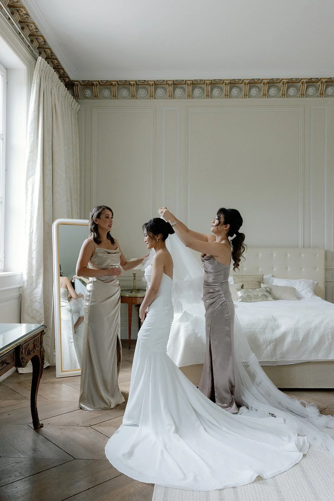 by Pablo Laguia Chateau 00643.jpg