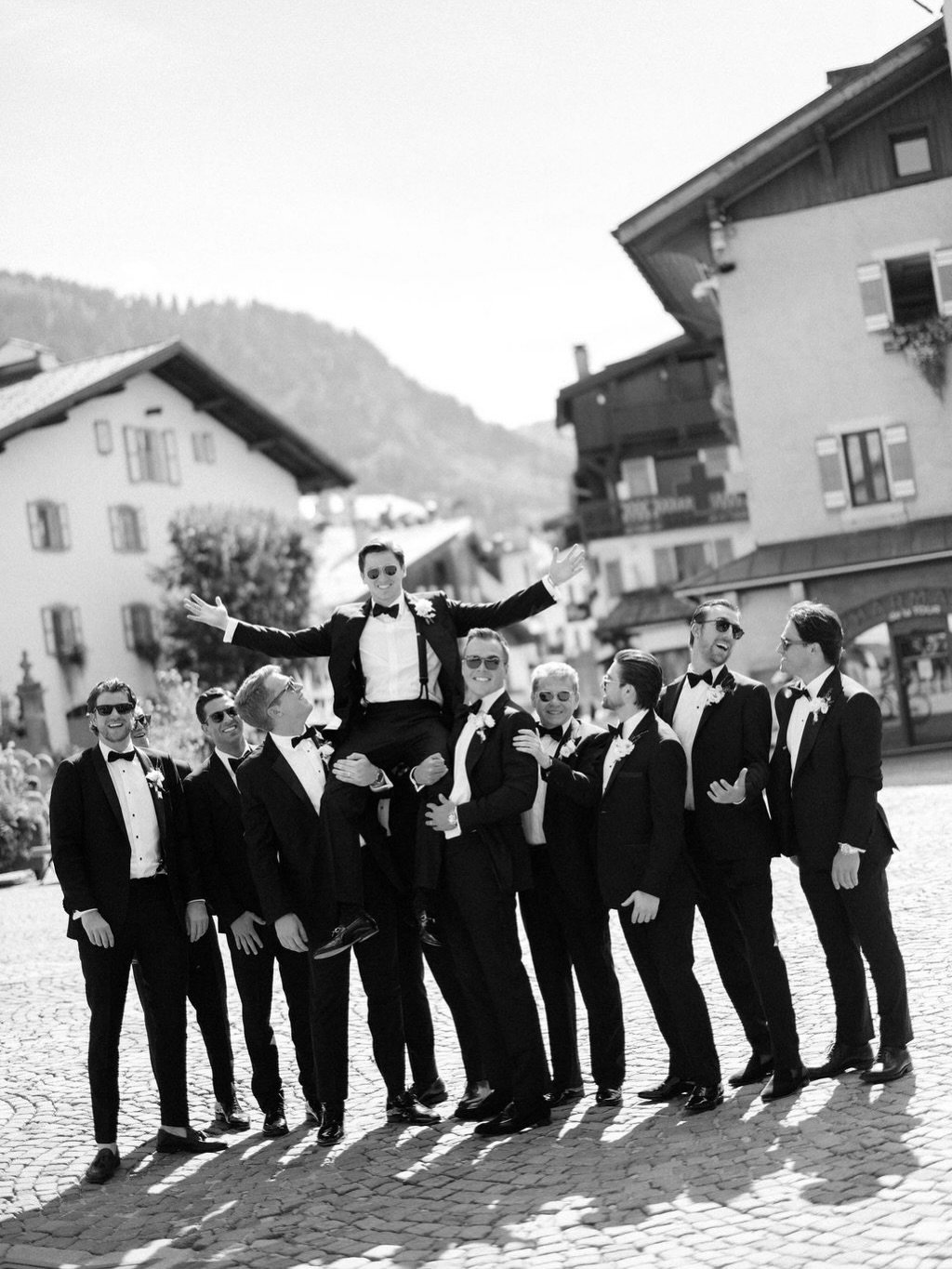 Boys&rsquo; moments - Starting at getting ready to minutes away from saying &ldquo;I do&rdquo;.

A sunny morning in Meg&egrave;ve, a chalet full of his favourite people, and a groom who couldn&rsquo;t stop smiling.

Cufflinks on, boutonni&egrave;re p