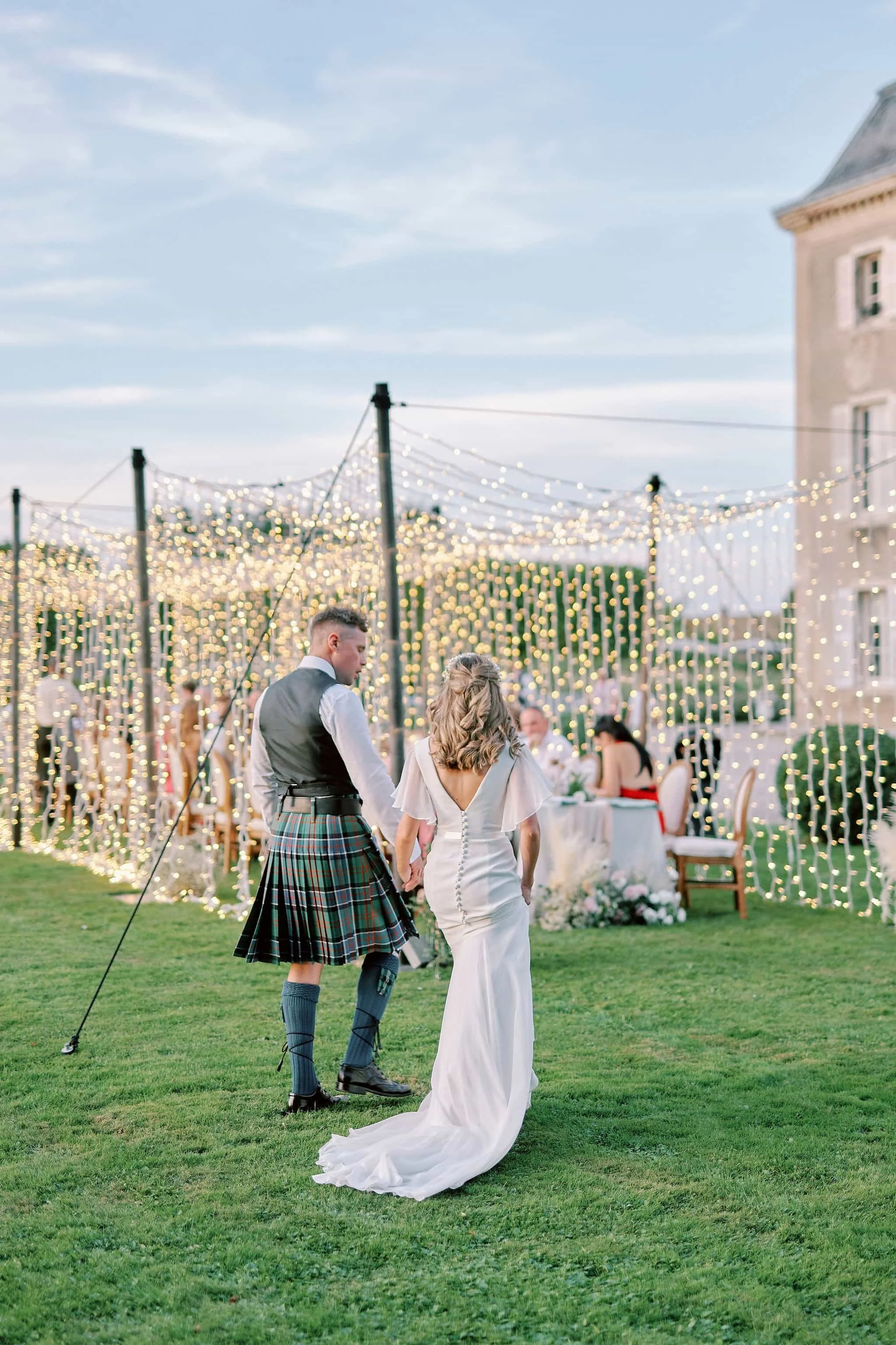 IntimateDreamScottishweddinginFrenchChateau00158.jpg