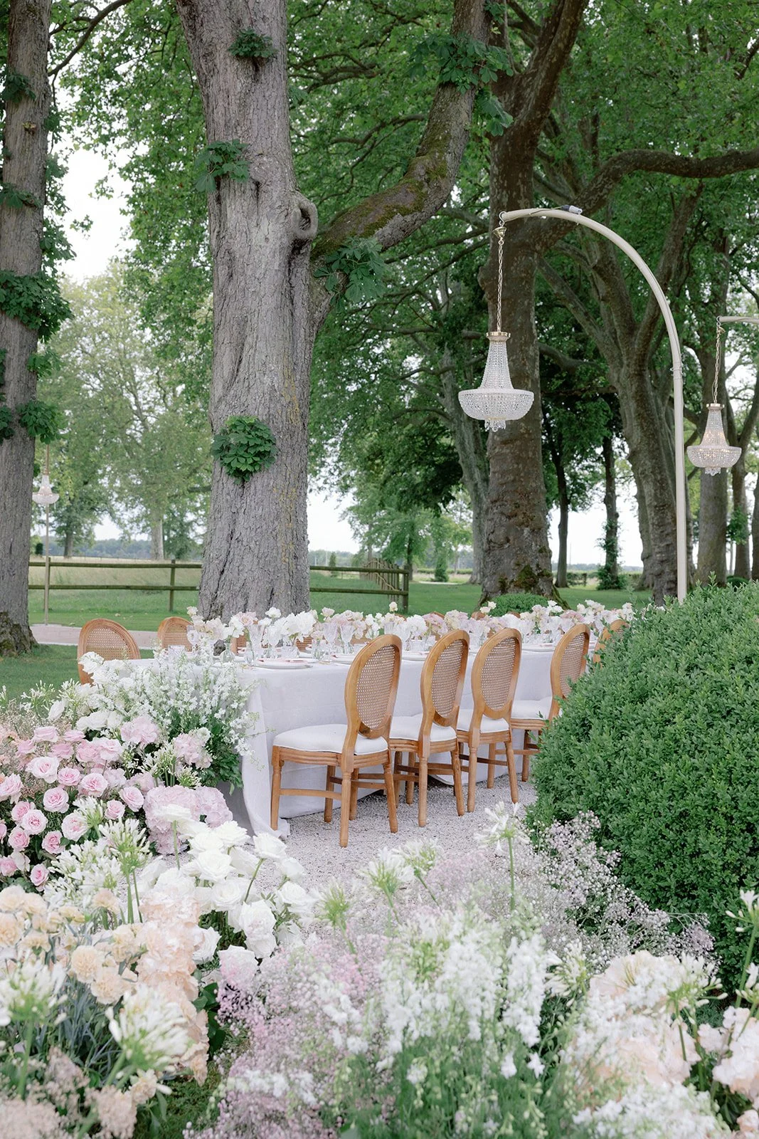 by Pablo Laguia Chateau 01028.jpg