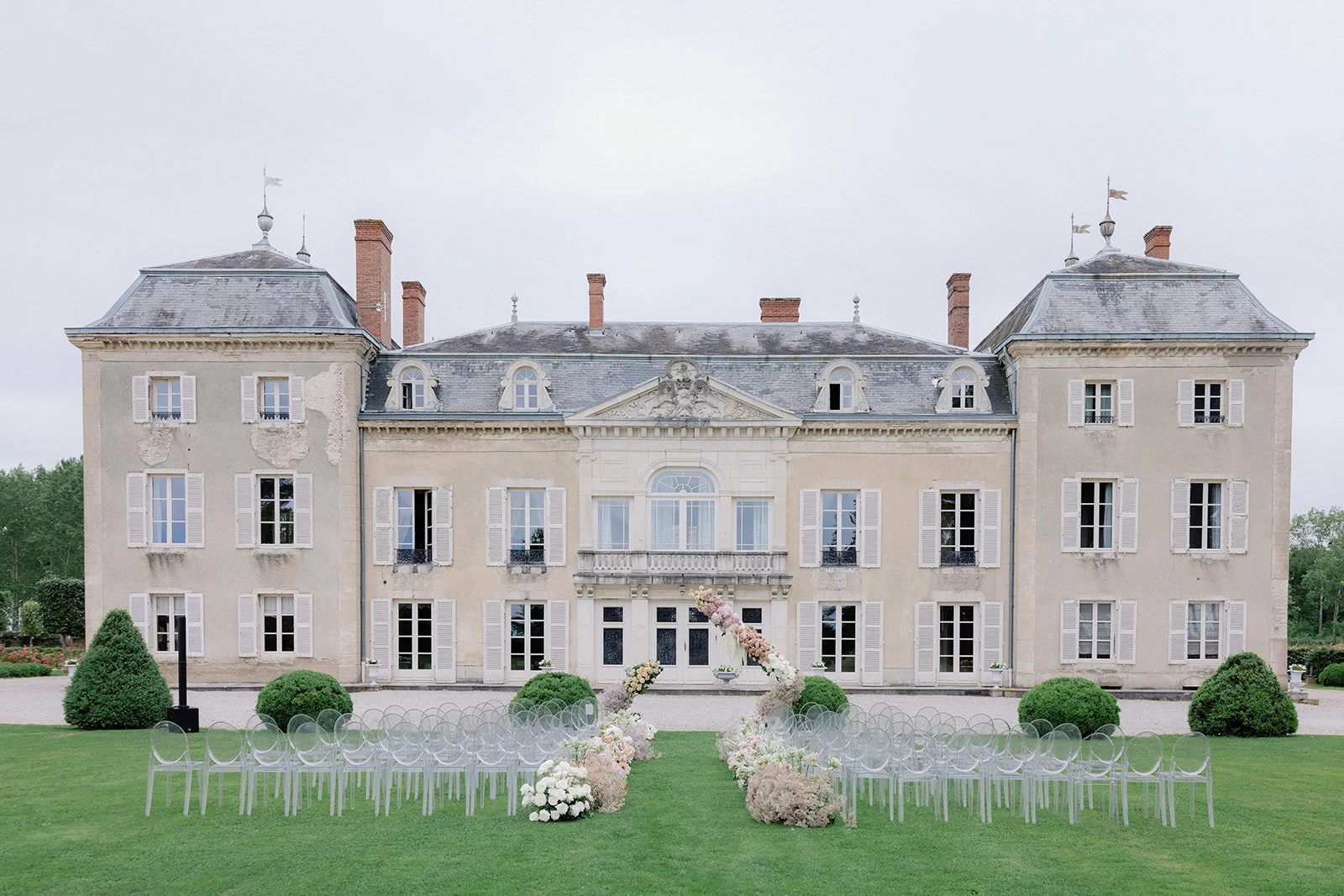 by Pablo Laguia Chateau 00632.jpg