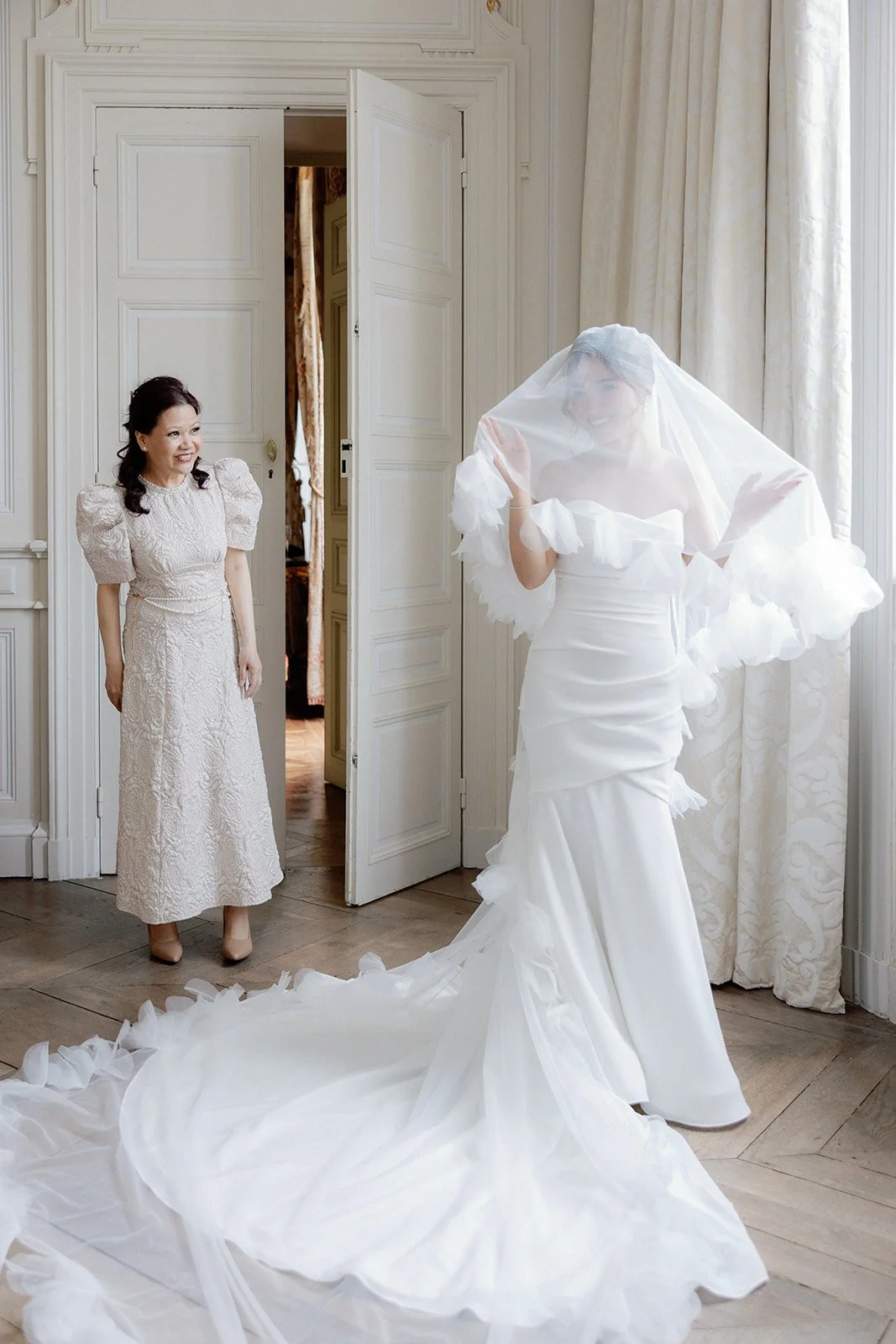 by Pablo Laguia Chateau 00700.jpg