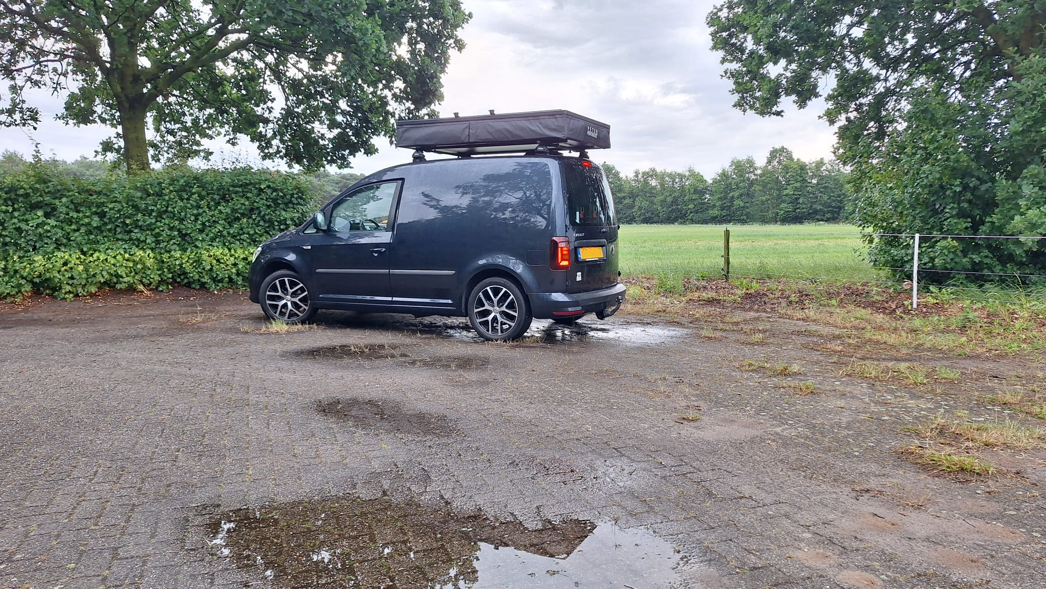 VW caddy.png