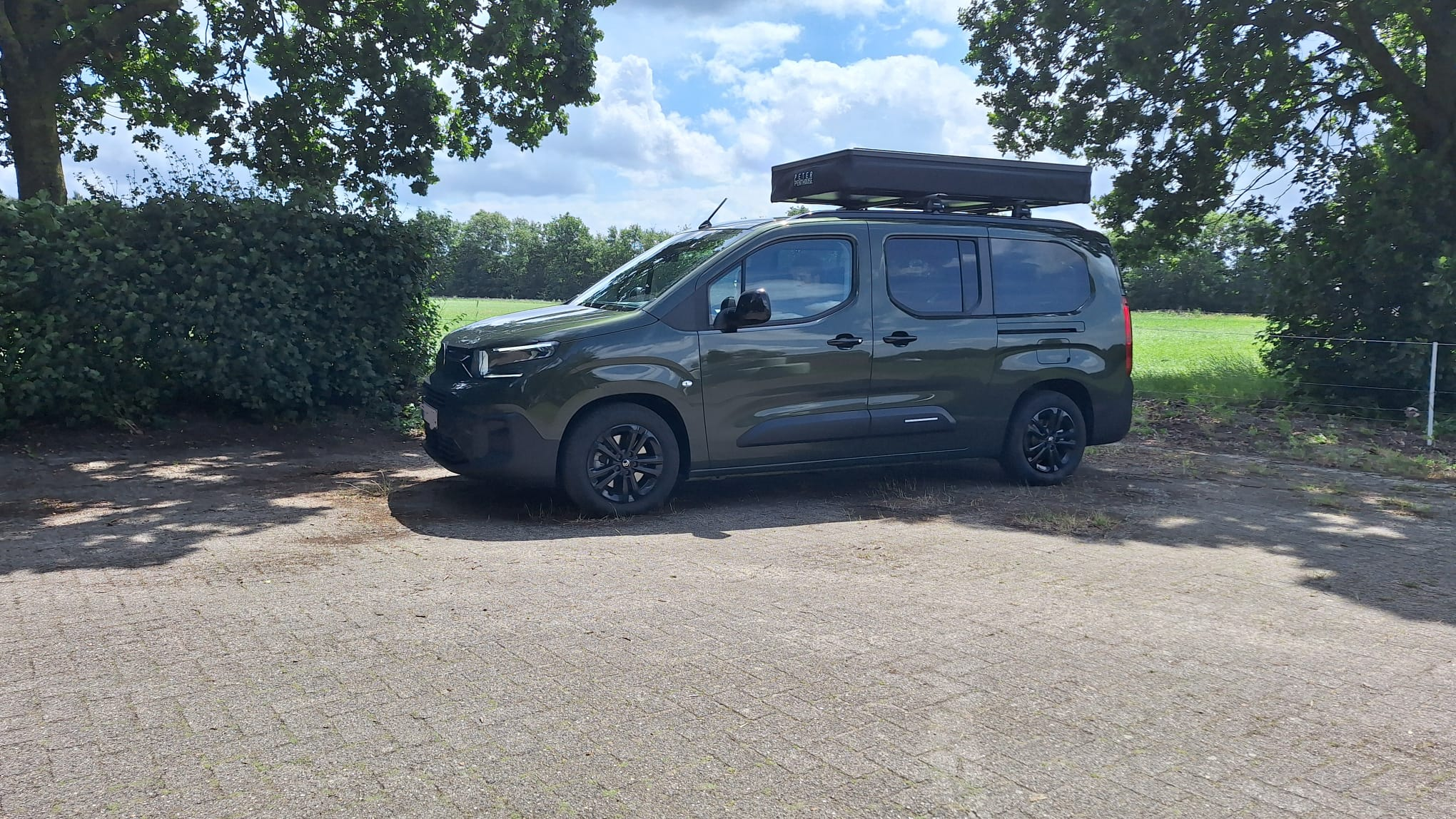 Peugeot Partner nieuw.png