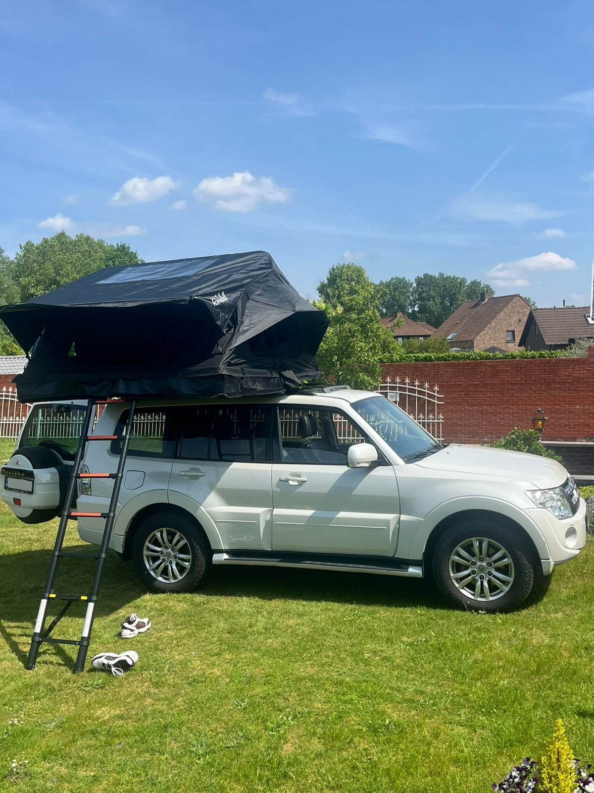 mitsubishi Pajero.png