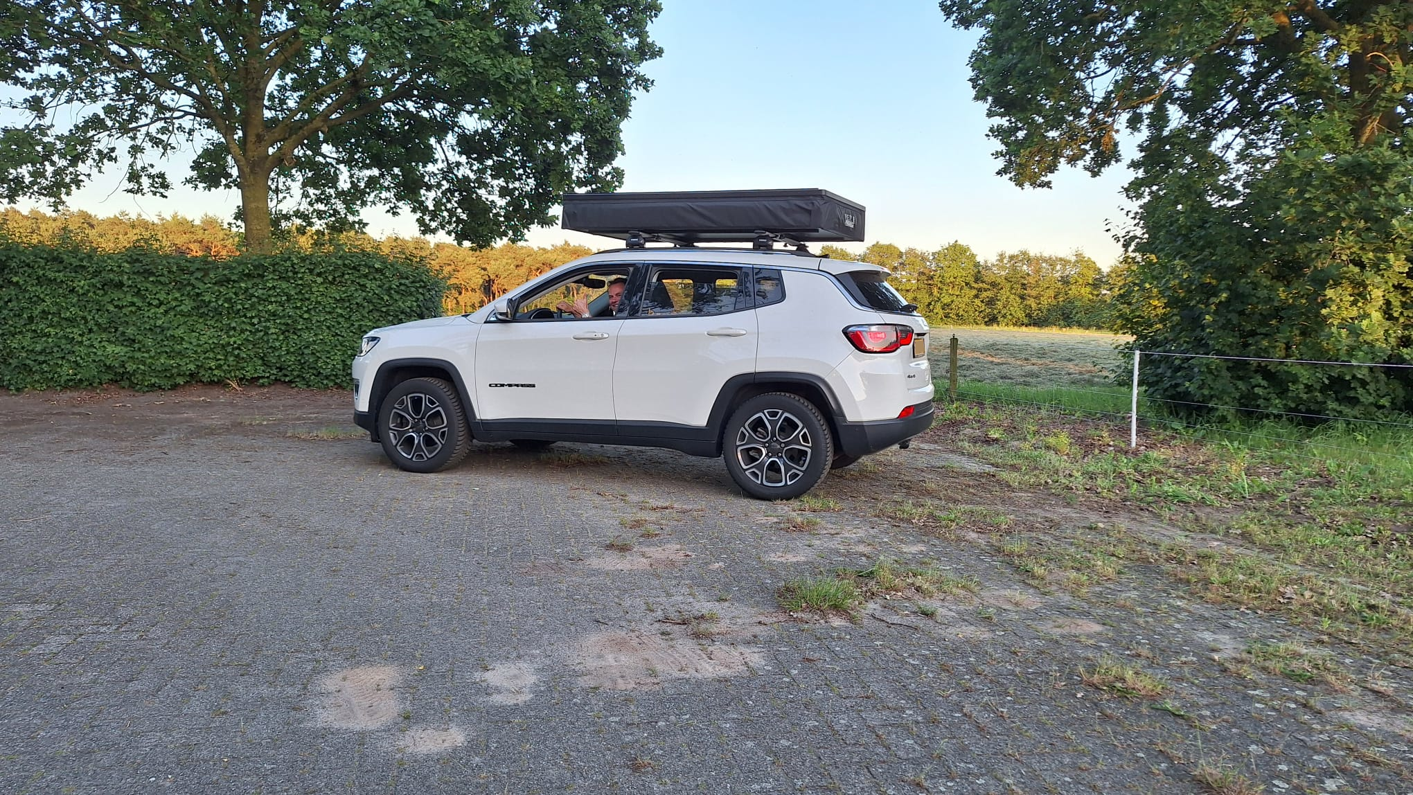 Jeep Compass.png