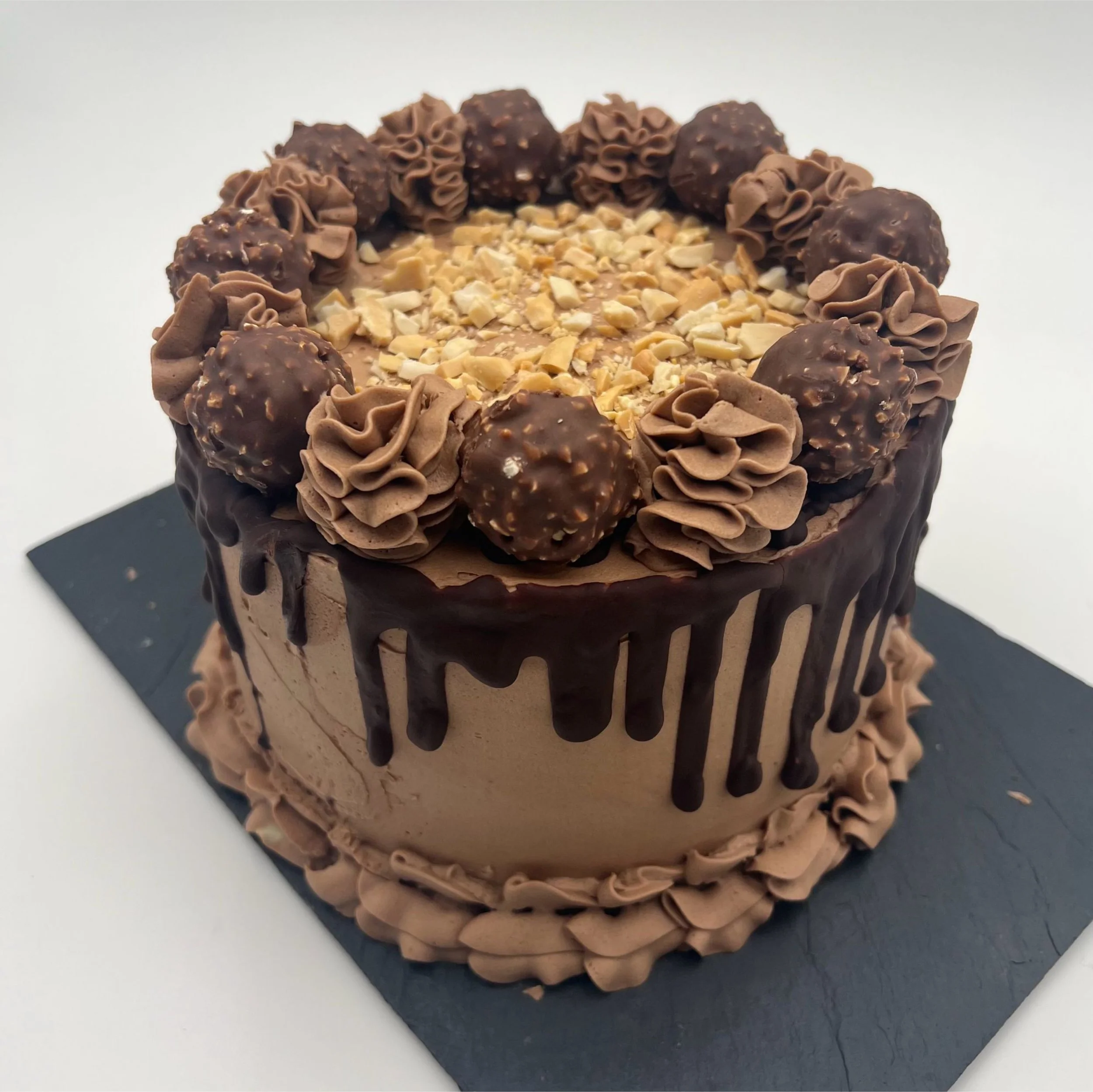 CAKE - Ferrero Rocher Elegance.jpg