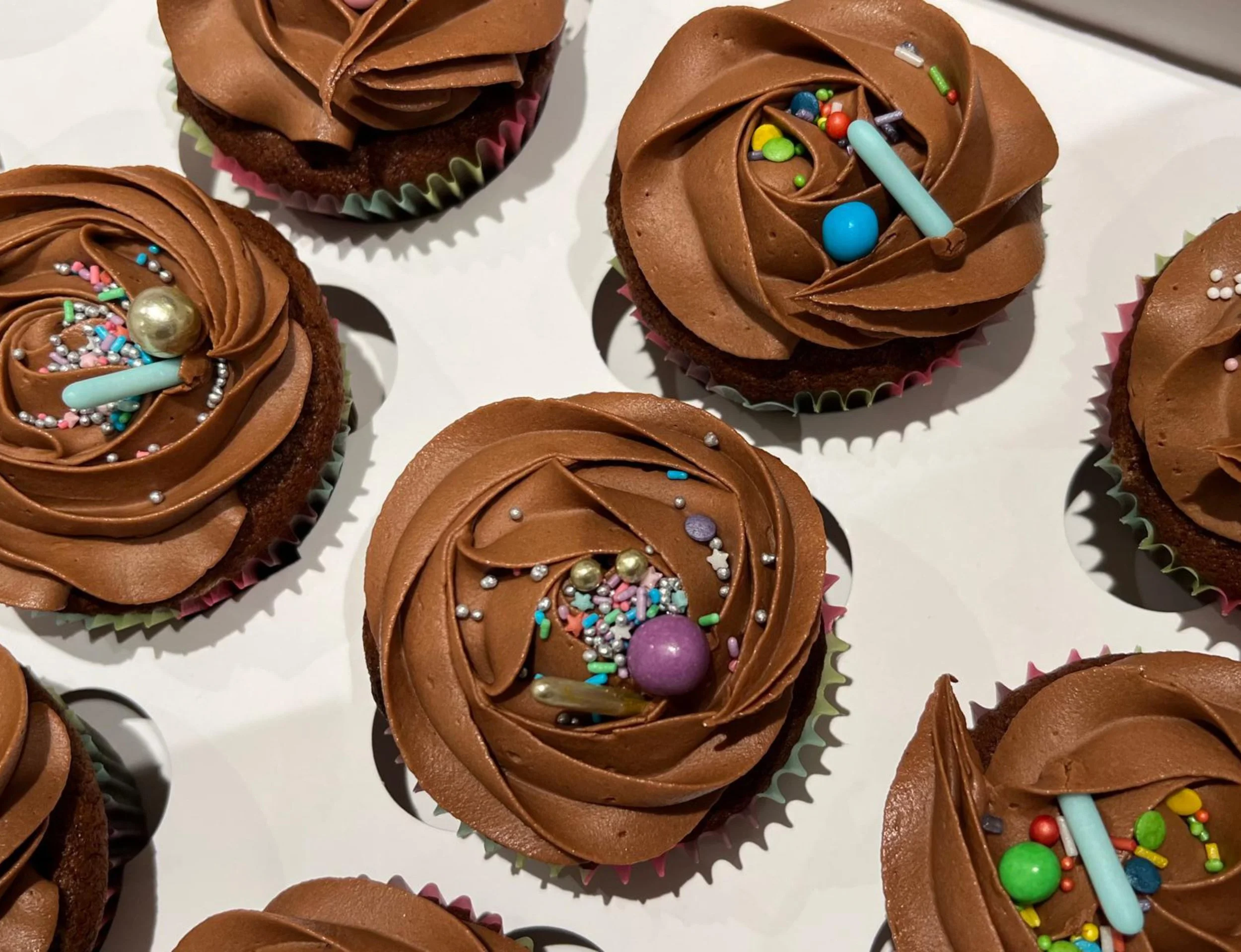 CUPCAKE - Make Your Own Cupcakes - Chocolate.jpg