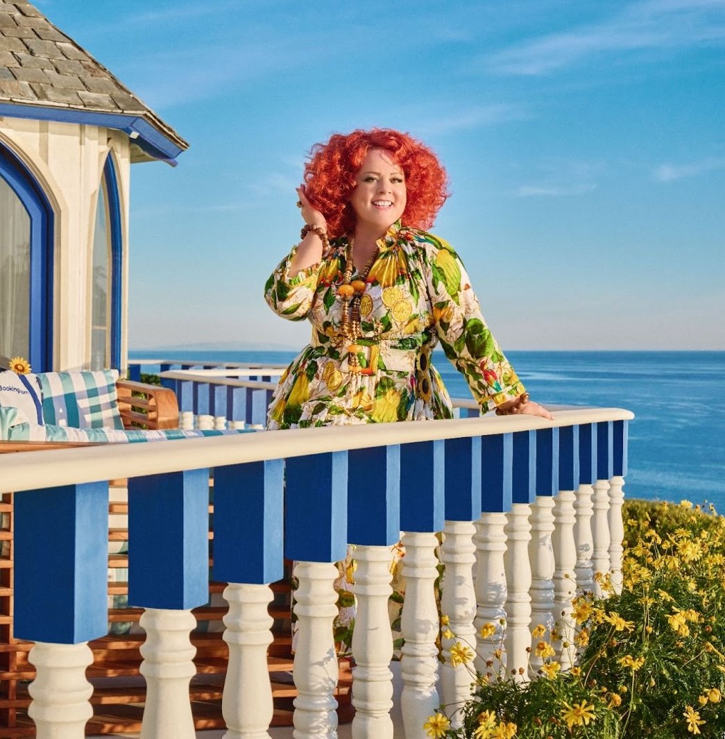 Booking.com | Super Bowl Campaign 2023 – Booking is half the fun