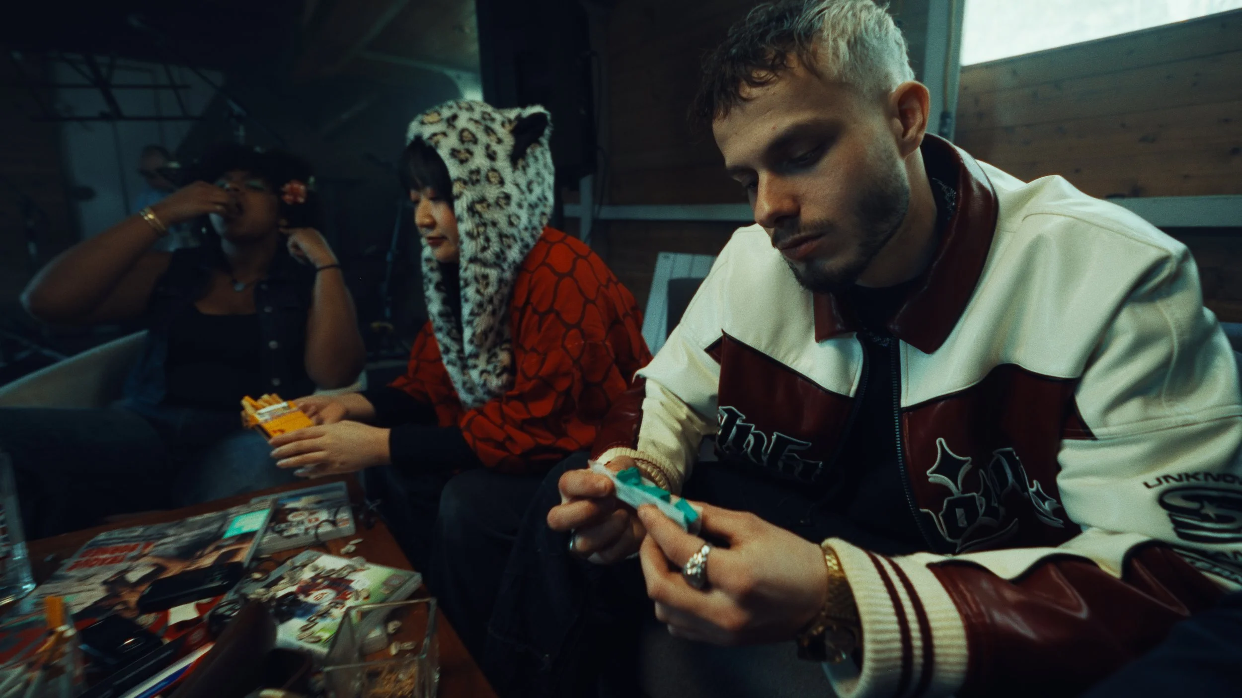 BALL - "LA MER HOULEUSE"