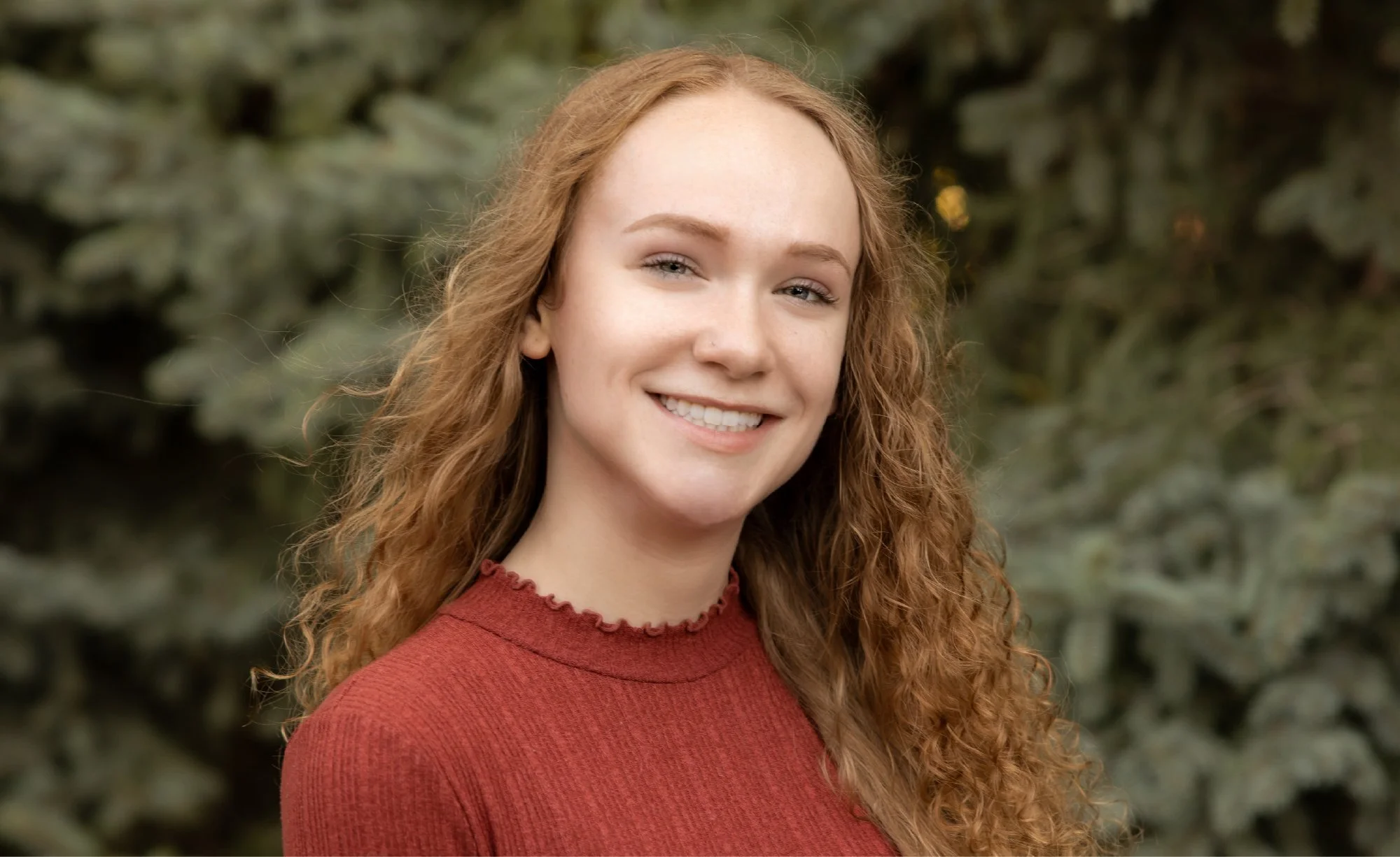 Team Member Headshot: Eve