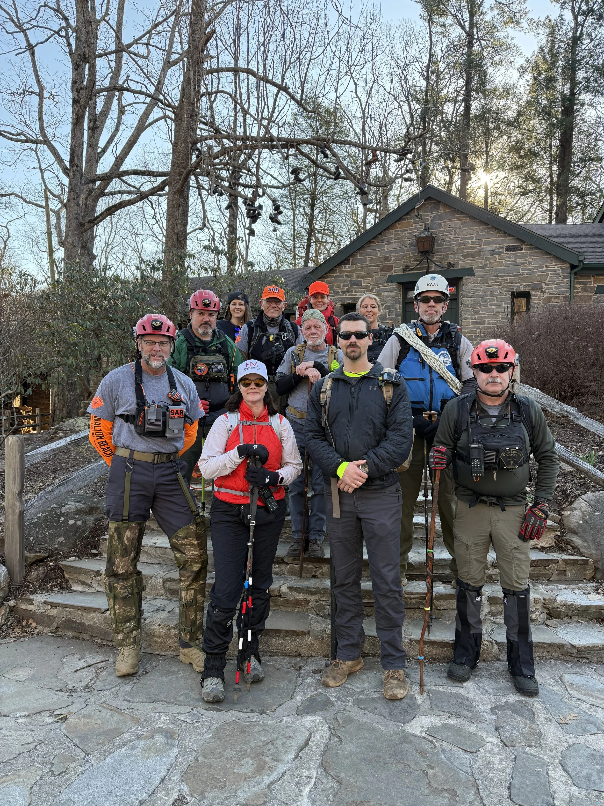 Knox County Search and Rescue Team with Hosch & Morris family