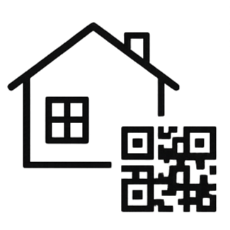 En svart och grå husfasad med fönster och en liten skorsten