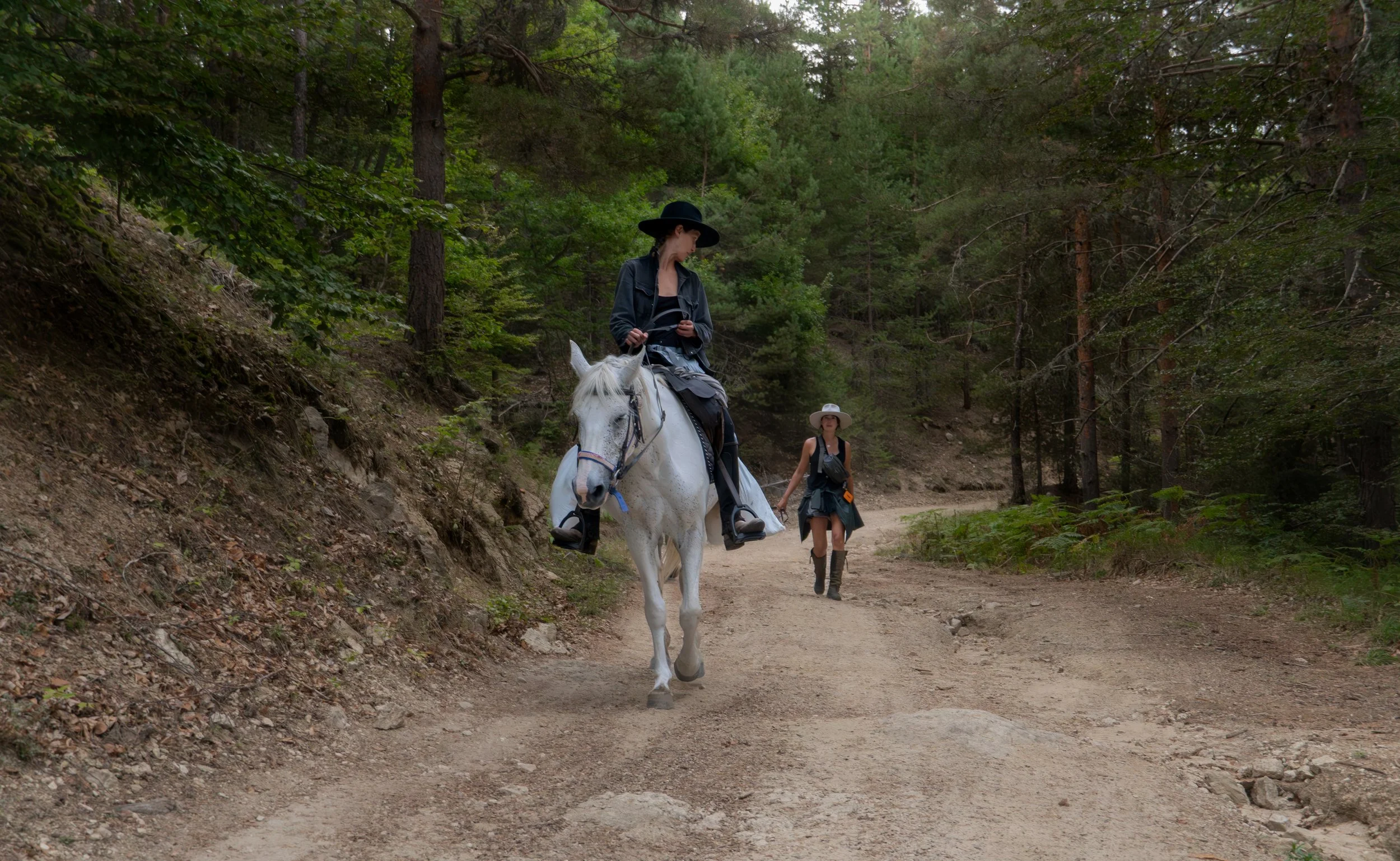 NVMD ON TRAIL - 3 - Copy.jpg