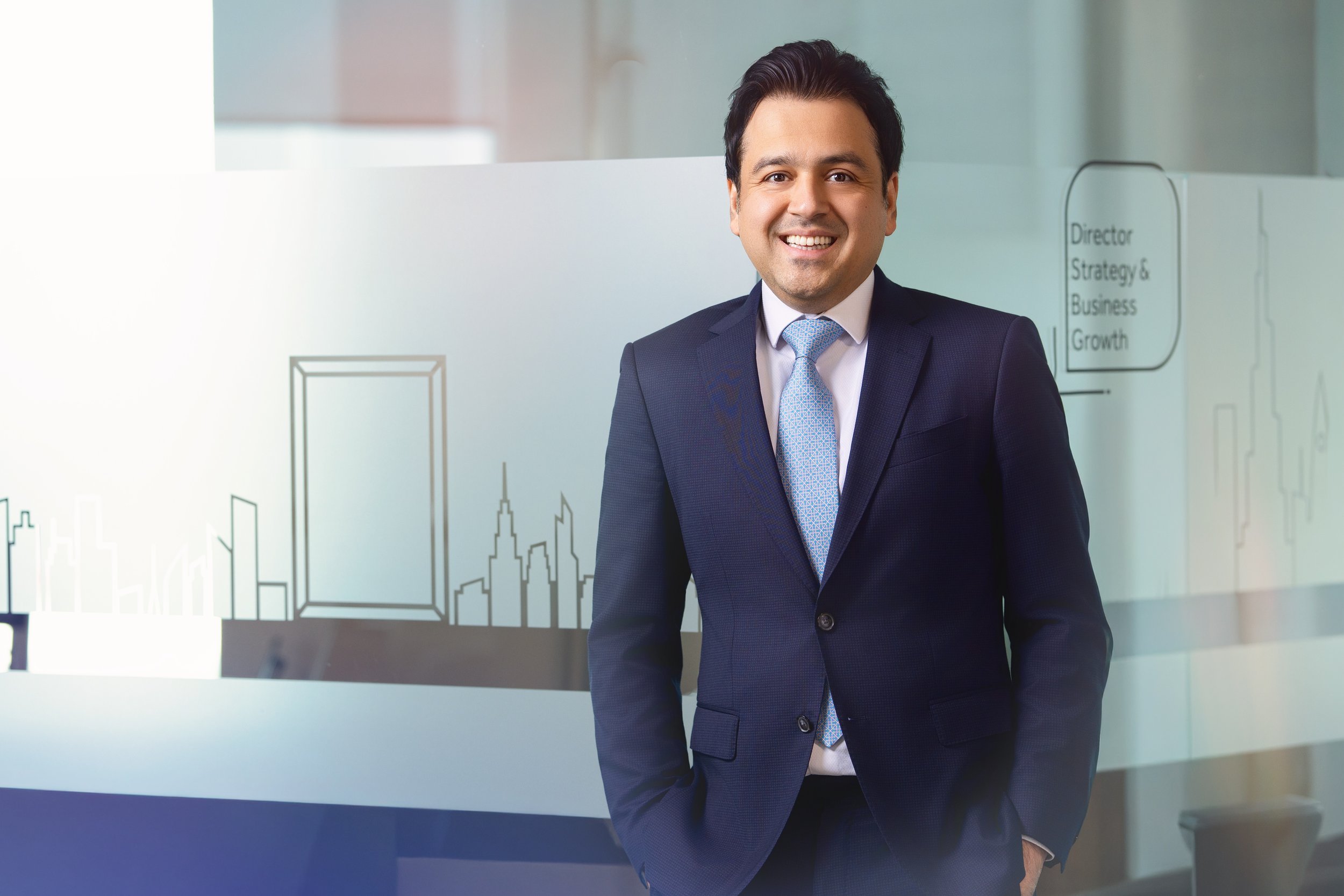 Executive portraits, corporate headshots and environmental business photography for leadership teams, companies and personal brands across Dubai and the UAE.