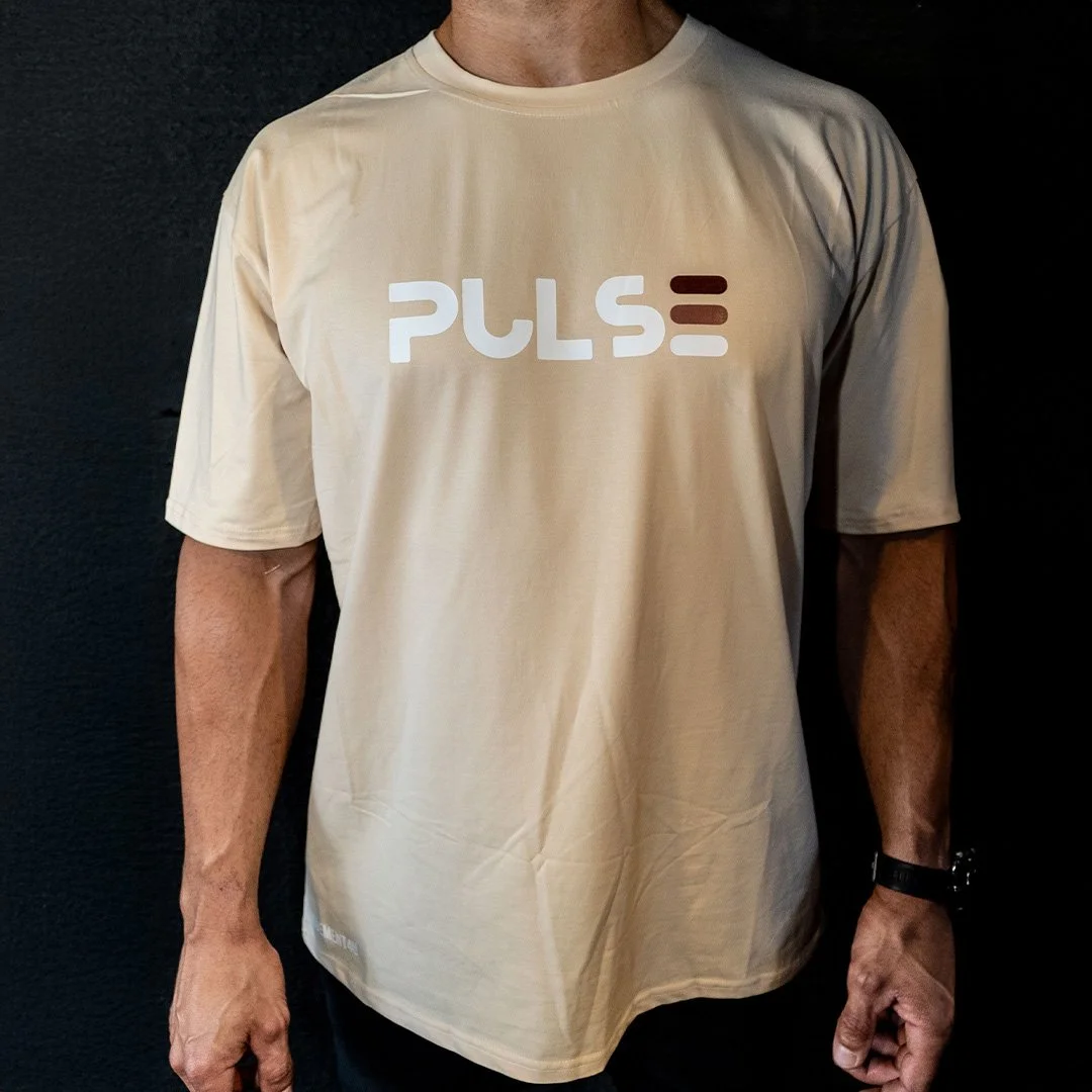 camiseta marron oversized front.jpg