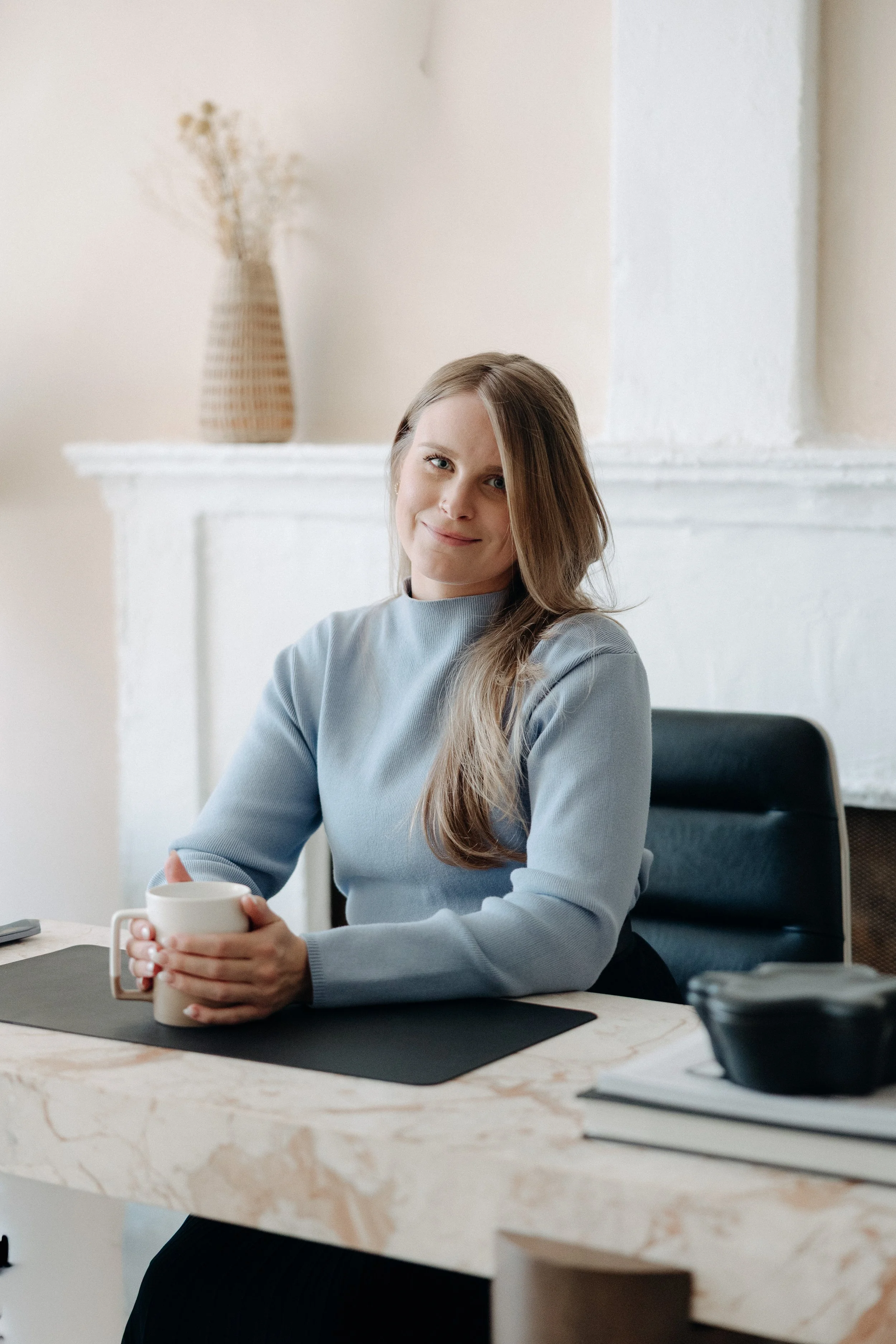 Healing Nook Psychotherapy with Hanna Anderson in Toronto, Canada