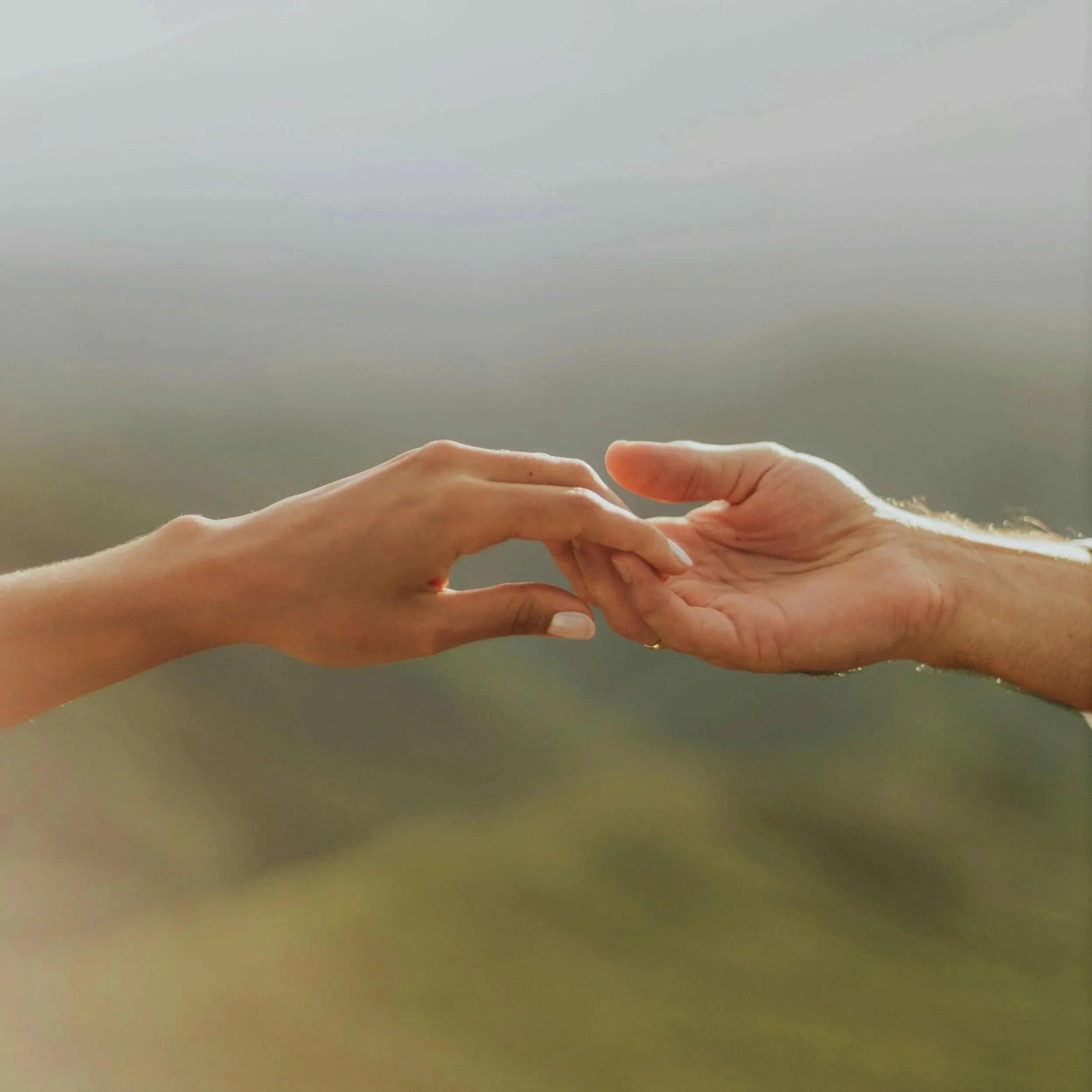 Couples Virtual Therapy with Healing Nook Psychotherapy with Hanna Anderson in Toronto, Canada